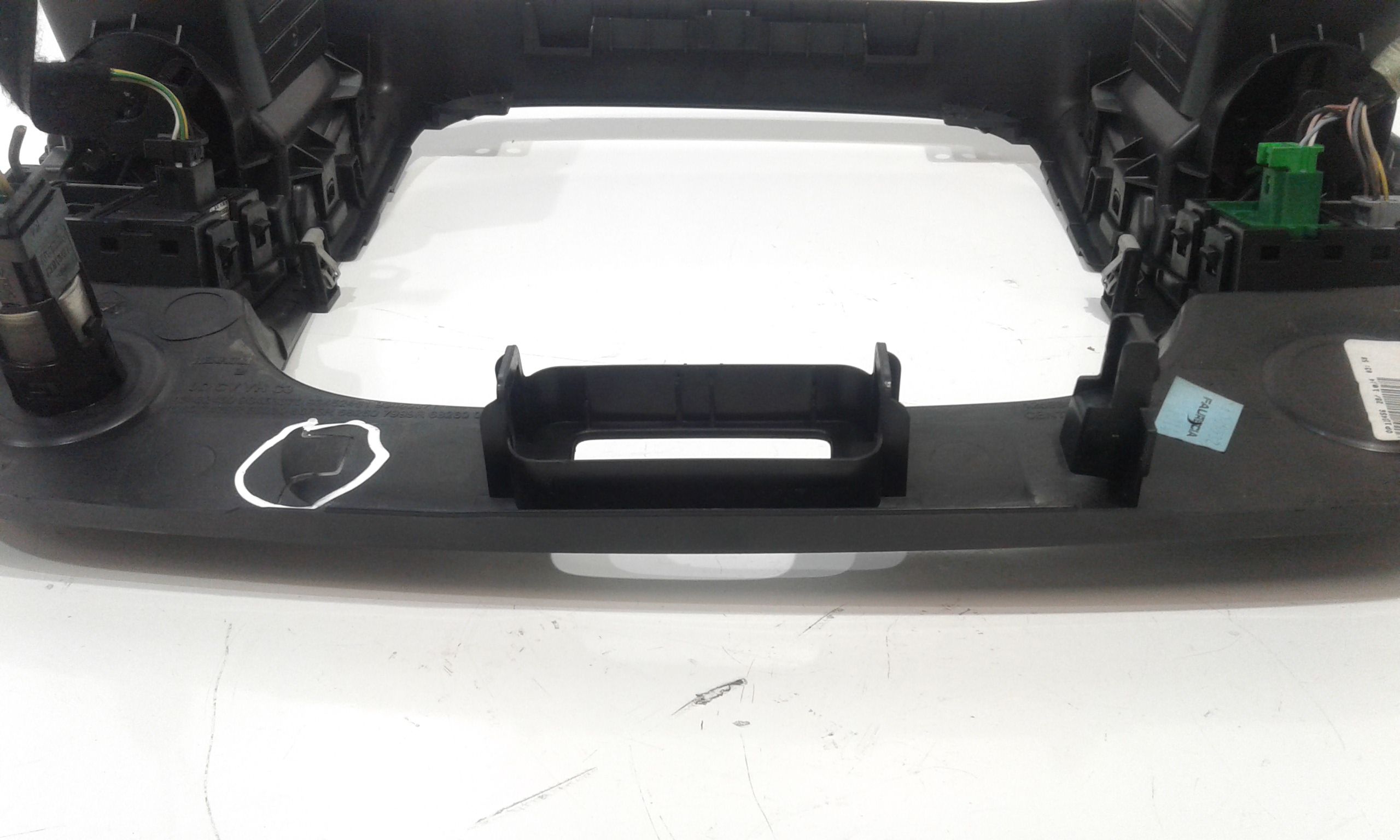 Modanatura Centrale Cruscotto RENAULT Trafic Serie