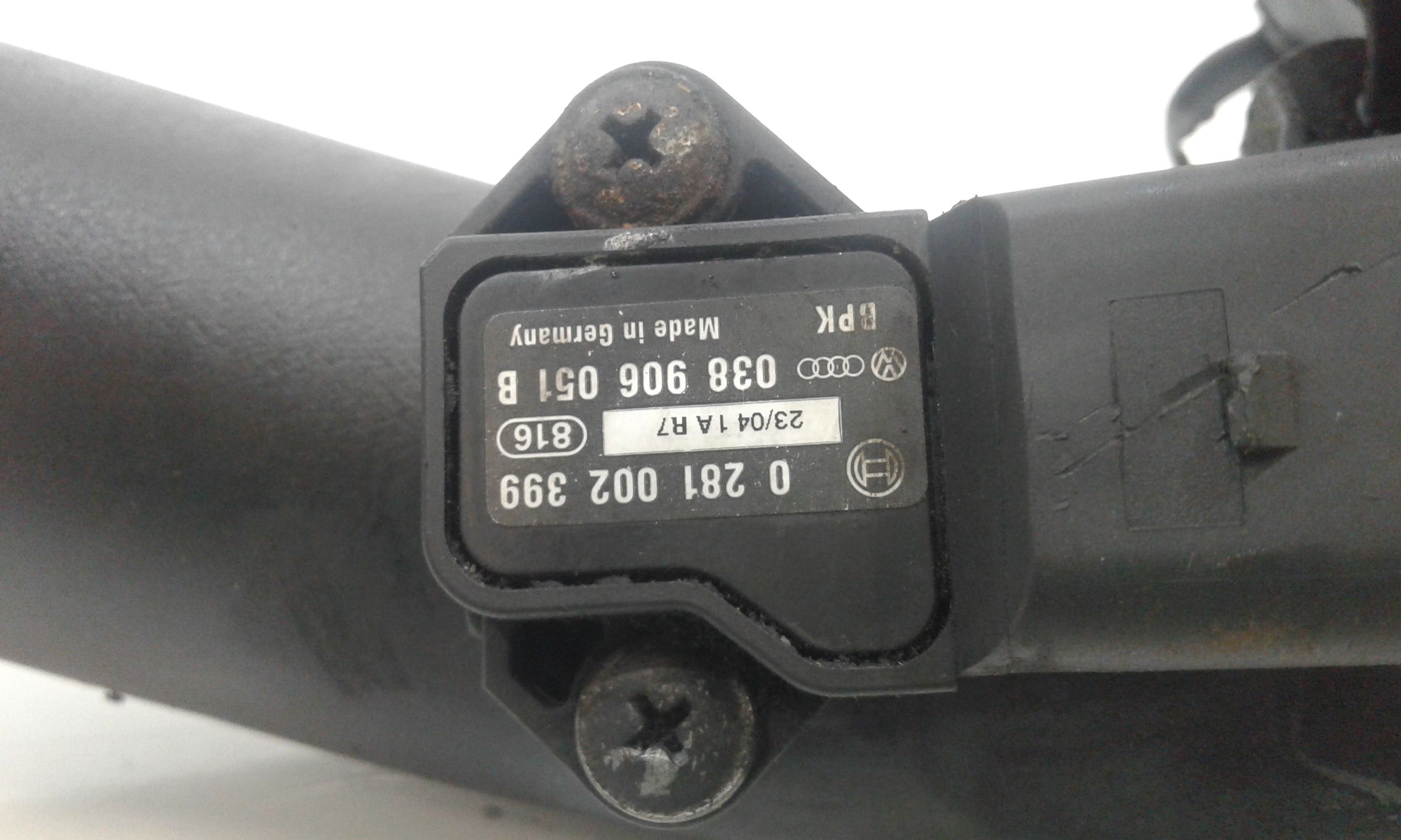 Tubo Intercooler VOLKSWAGEN Golf 5 Berlina (03>08)