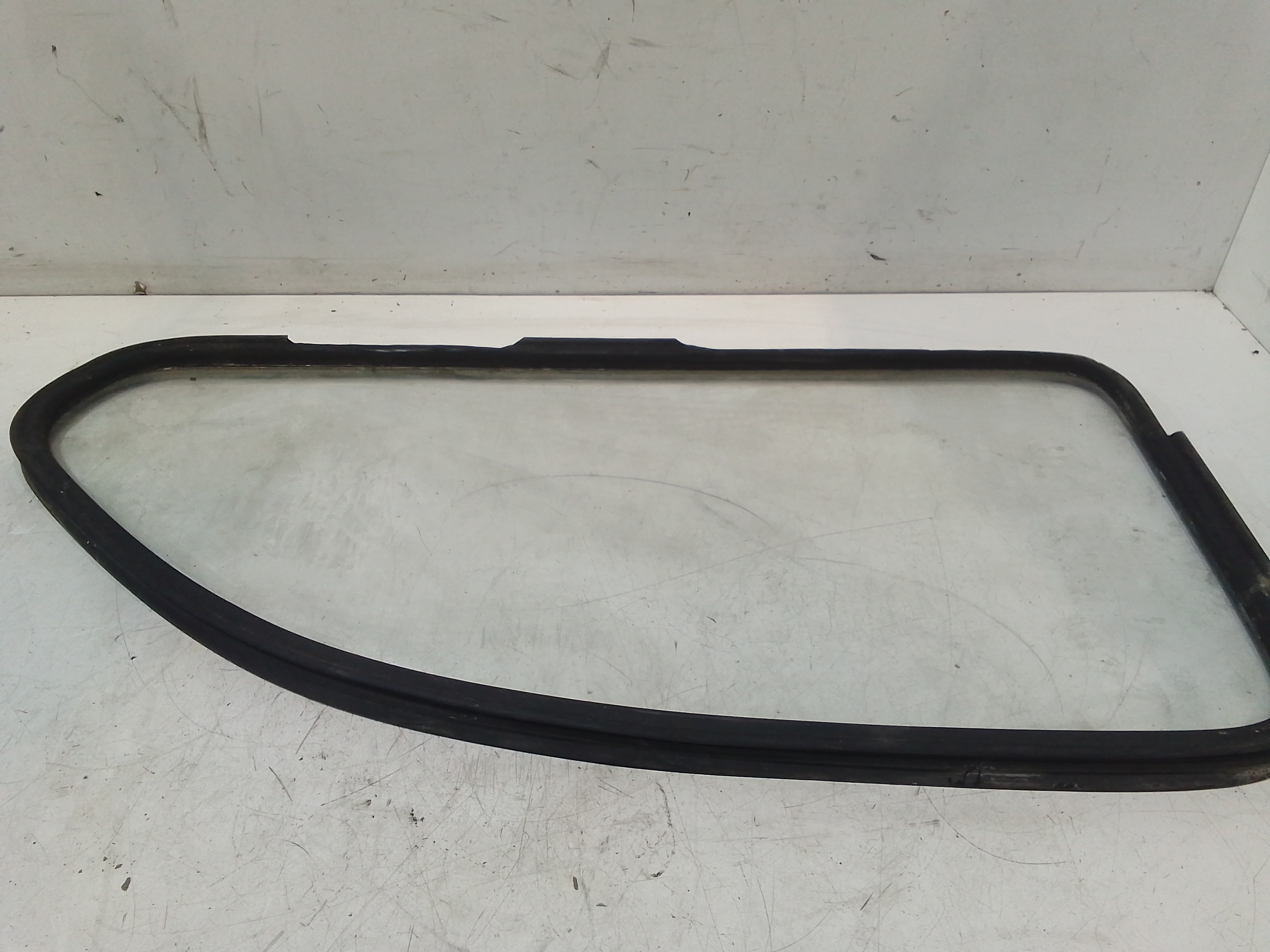 Vetro fisso posteriore DX passeggero per Fiat 850 1 Serie (1964 - 1971)