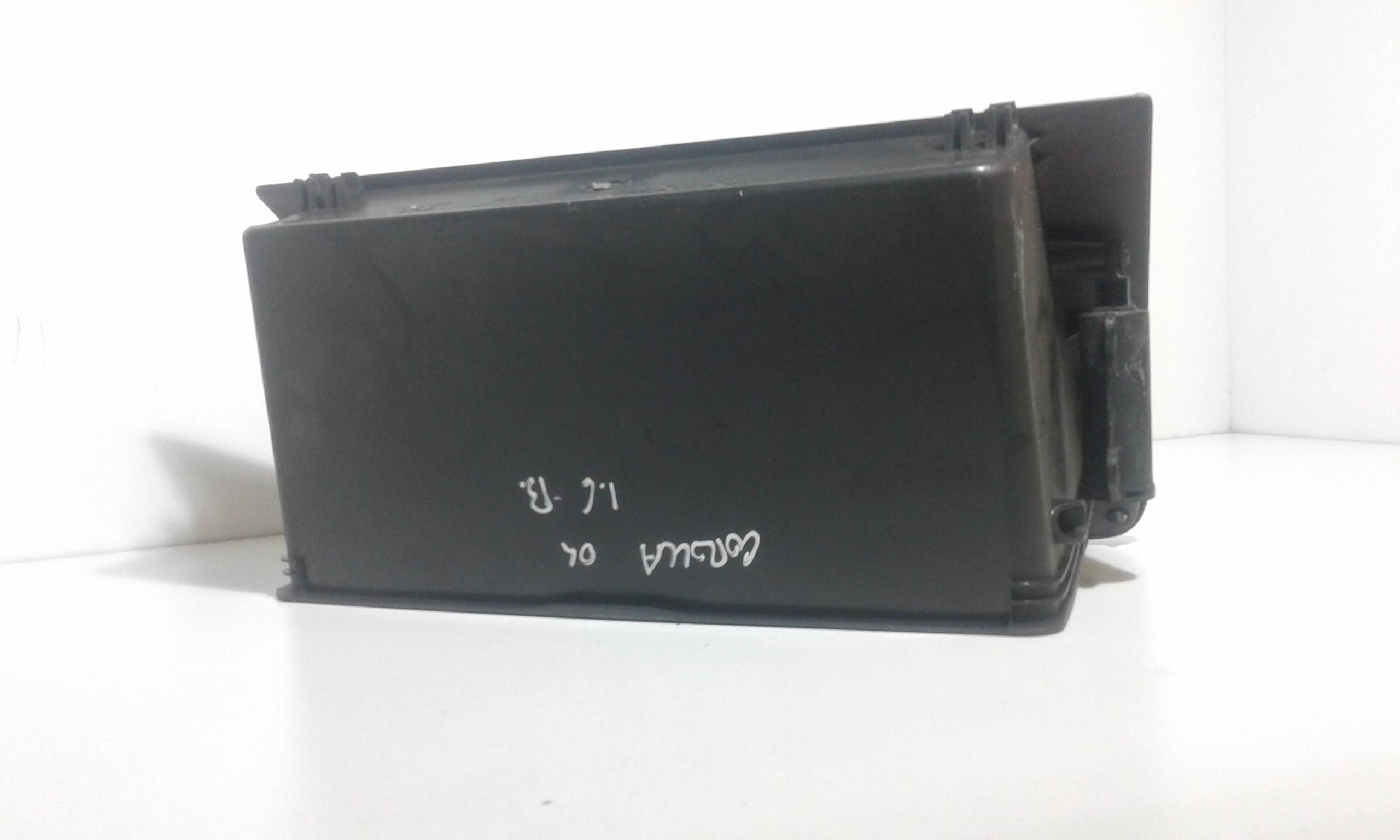 Cassetto porta oggetti TOYOTA Corolla Berlina 3 Serie 3-5P