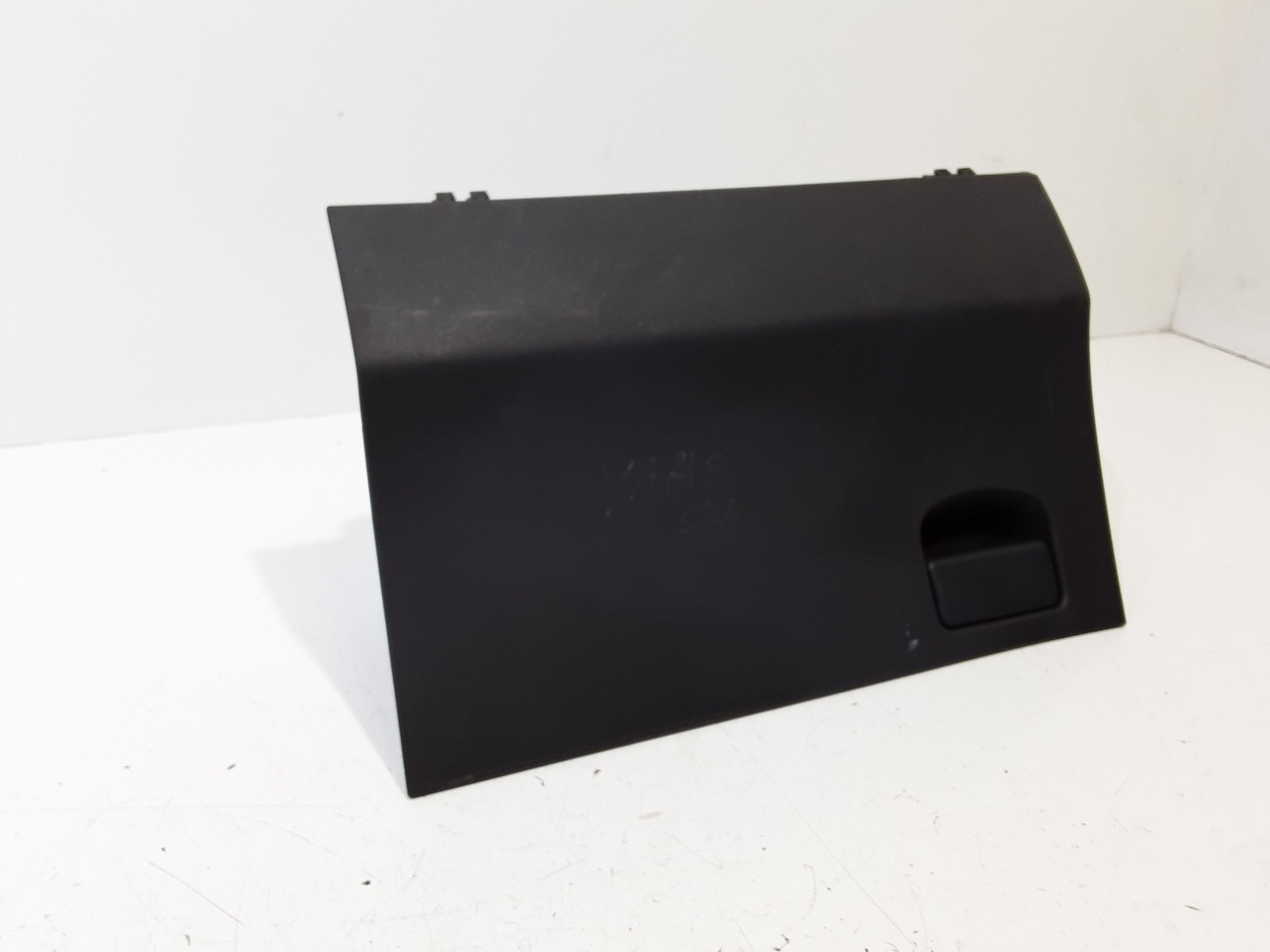 Cassetto porta oggetti TOYOTA Yaris 3 Serie