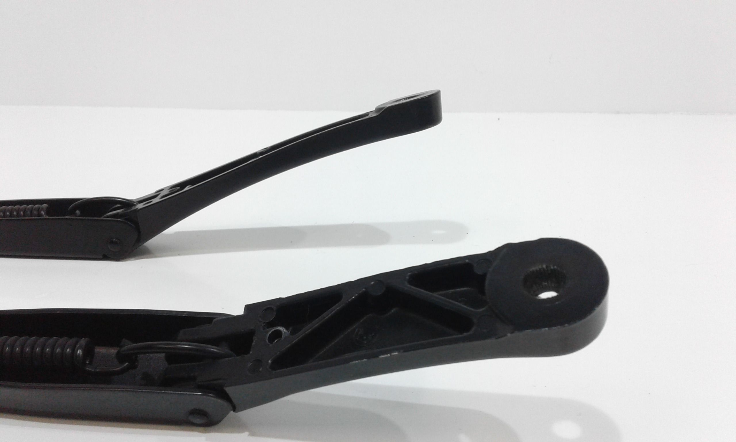 Bracci Tergi ant. VOLKSWAGEN Tiguan Serie