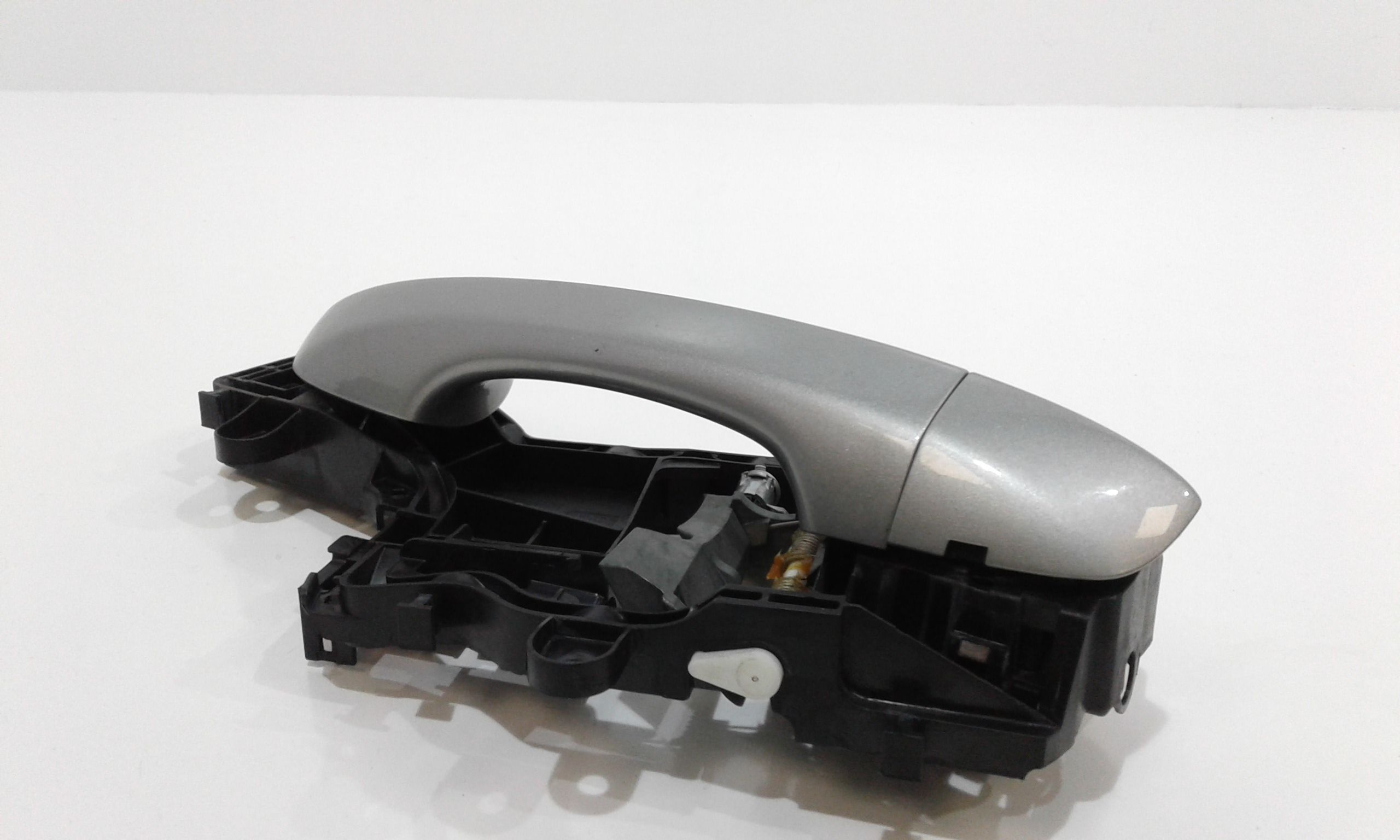 Maniglia esterna Posteriore Sinistra VOLKSWAGEN Tiguan Serie