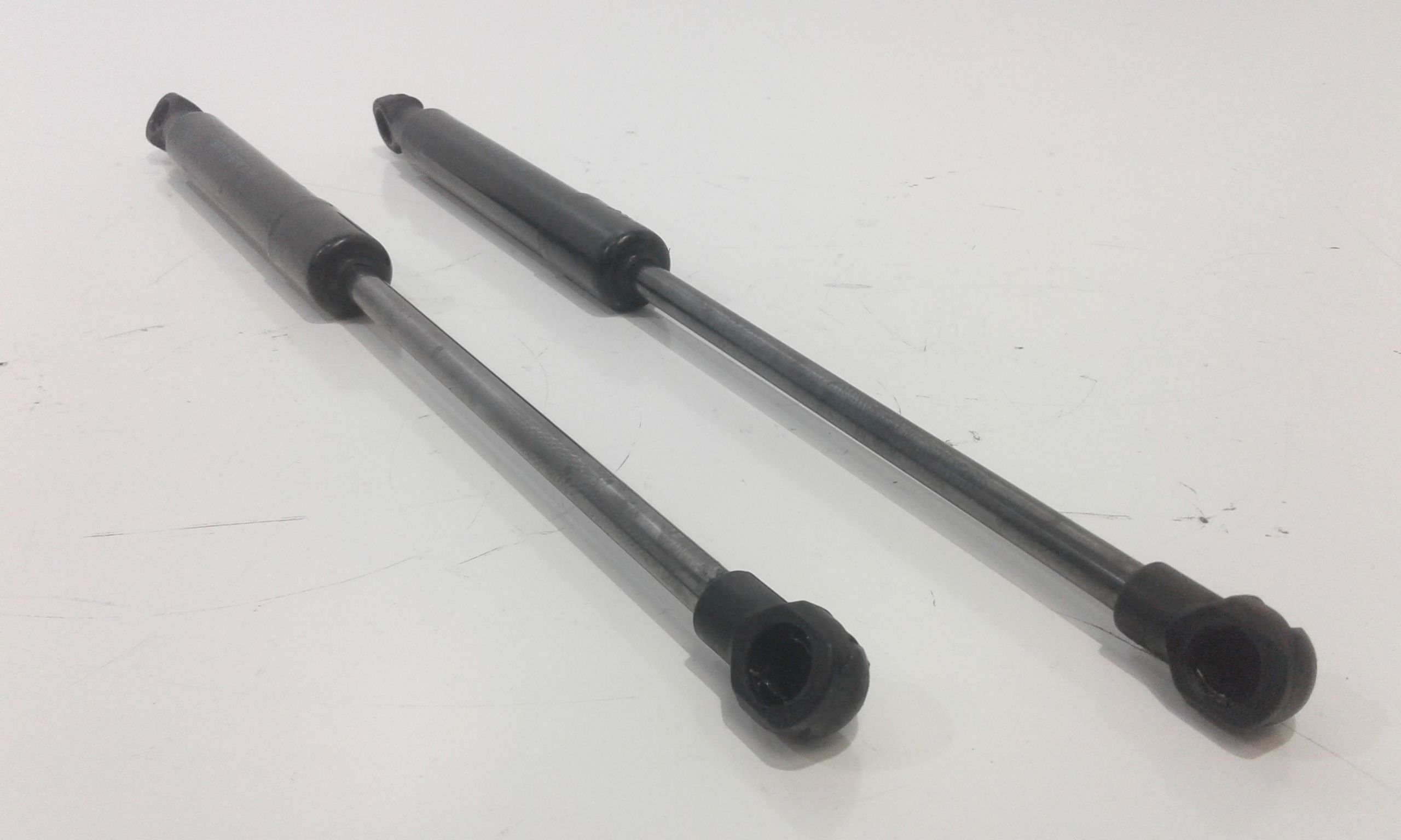 Pistoncini cofano ant RENAULT Trafic Serie