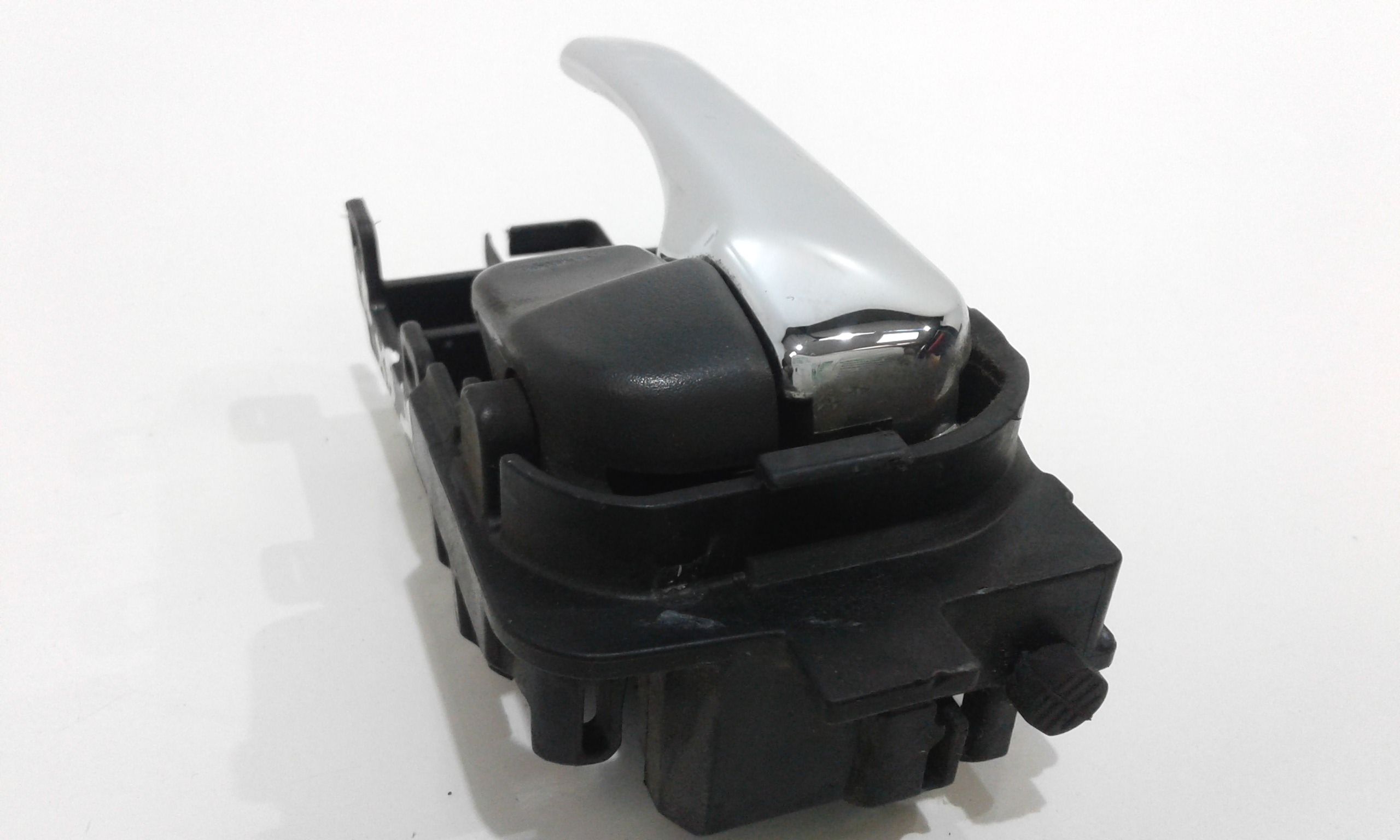 Maniglia interna Posteriore Sinistra NISSAN X-Trail 1 Serie