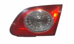 Stop Posteriore Destro Integrato nel Portello per Volkswagen Passat Berlina 4 Serie (2005 - 2010)