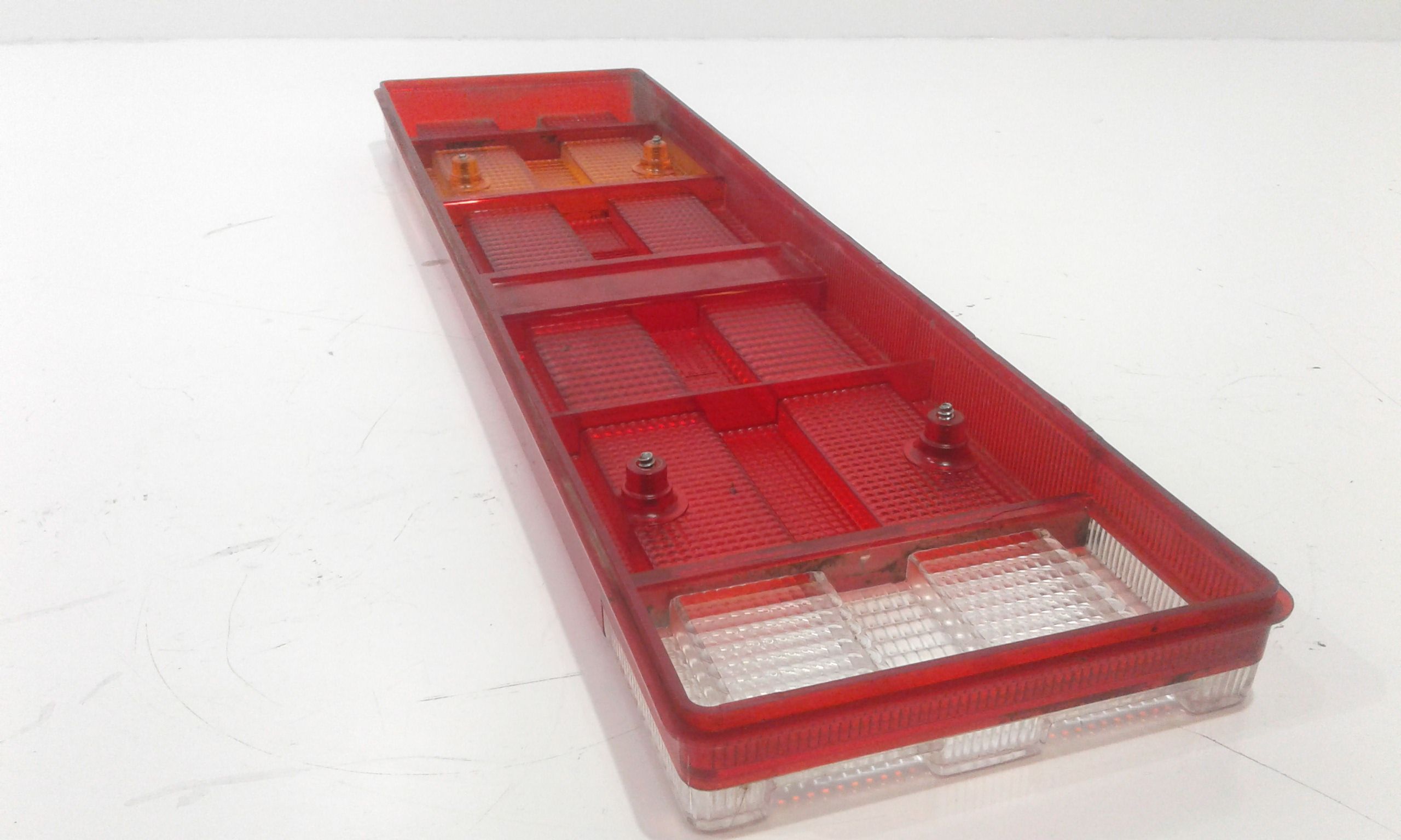 Modanatura plastiche fanale stop post. dx MERCEDES Atego 2 EJES 18T BM 950/2/4 (97>04)