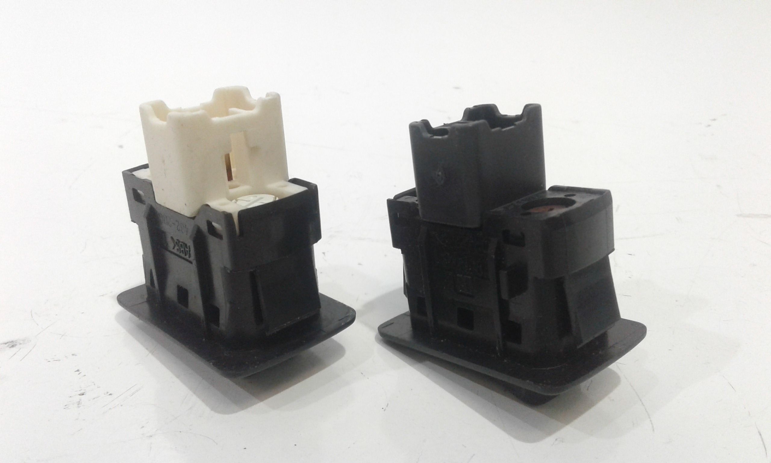 Pulsante sedile riscaldabile MAZDA 6 Berlina