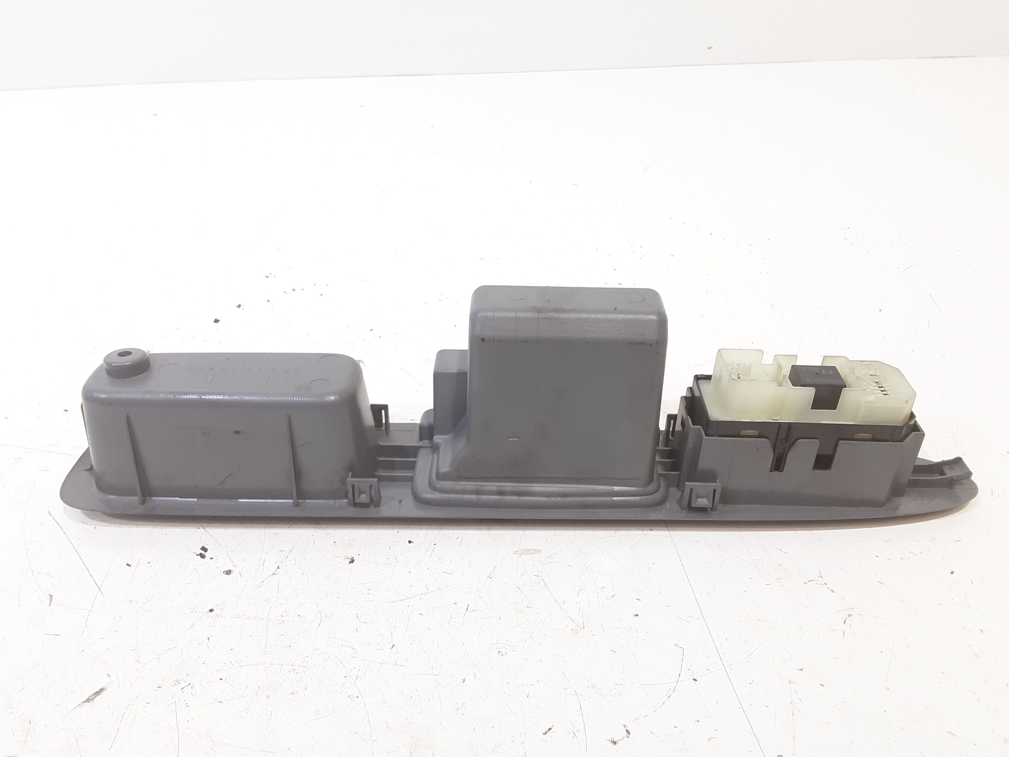 Pulsantiera Posteriore Destra TOYOTA Avensis Berlina 2 Serie