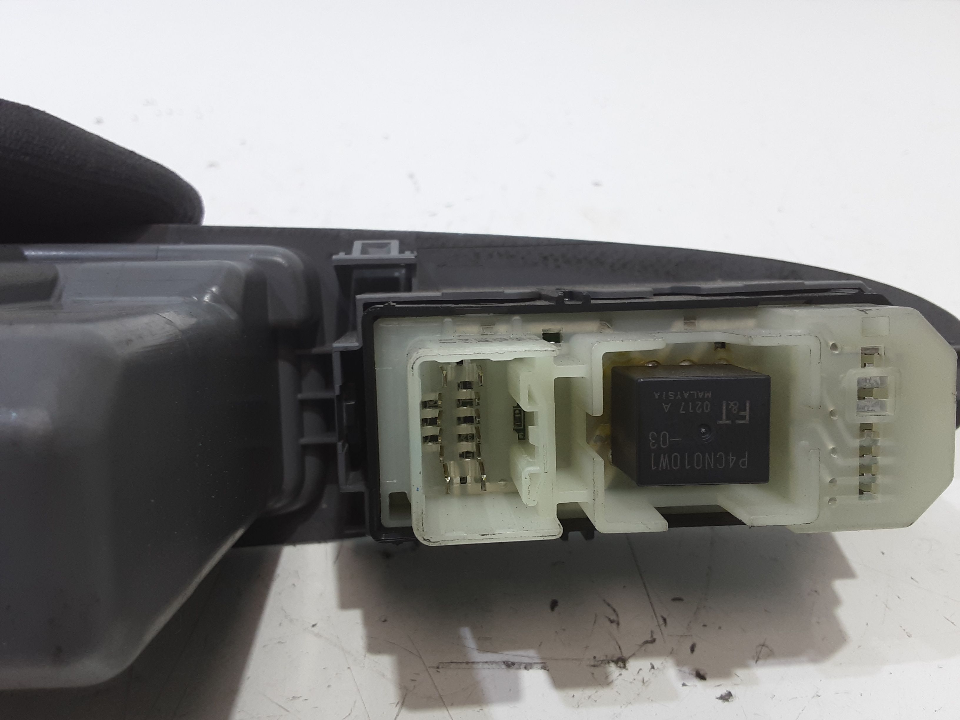 Pulsantiera Posteriore Destra TOYOTA Avensis Berlina 2 Serie