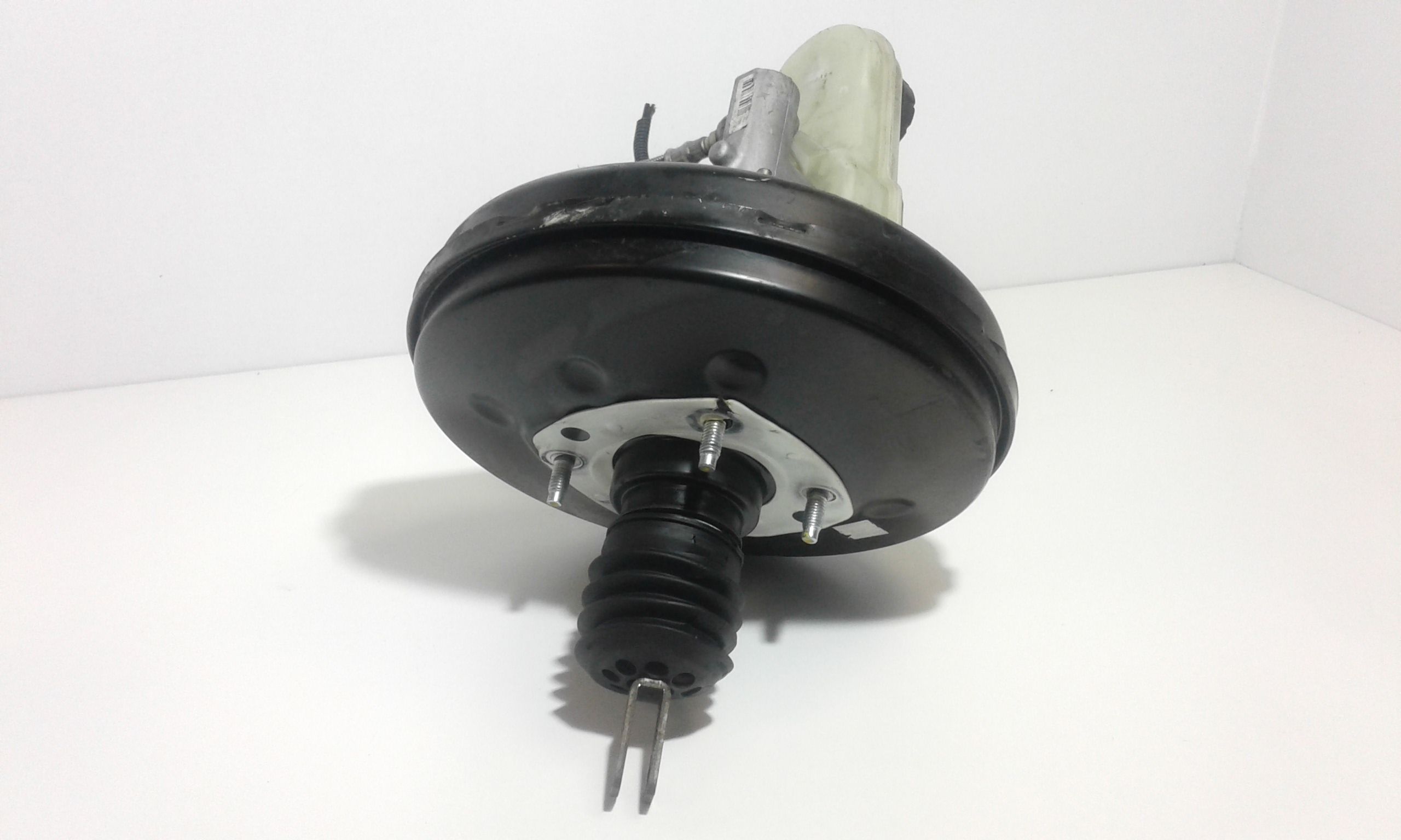 Servofreno MITSUBISHI Colt Cabrio