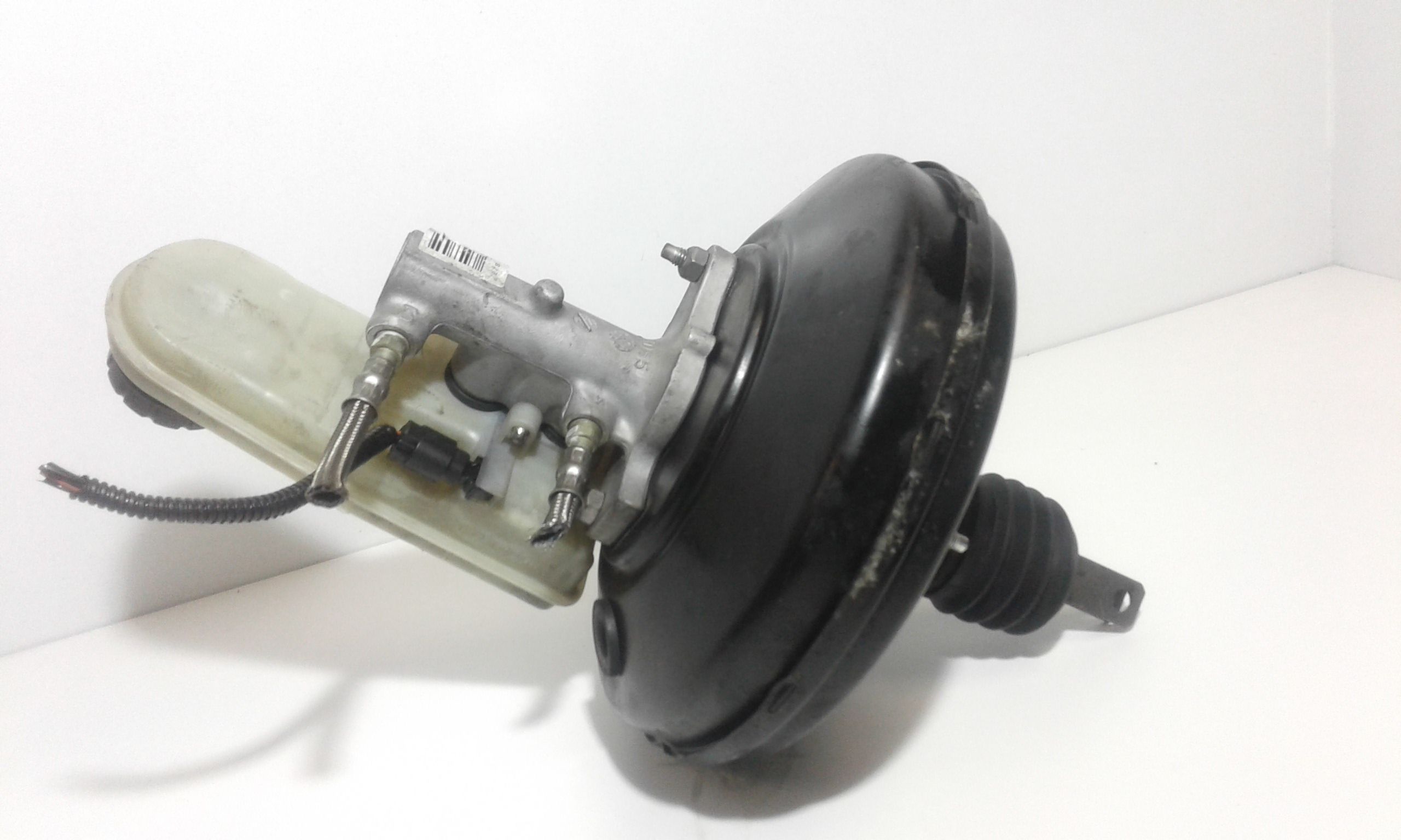 Servofreno MITSUBISHI Colt Cabrio