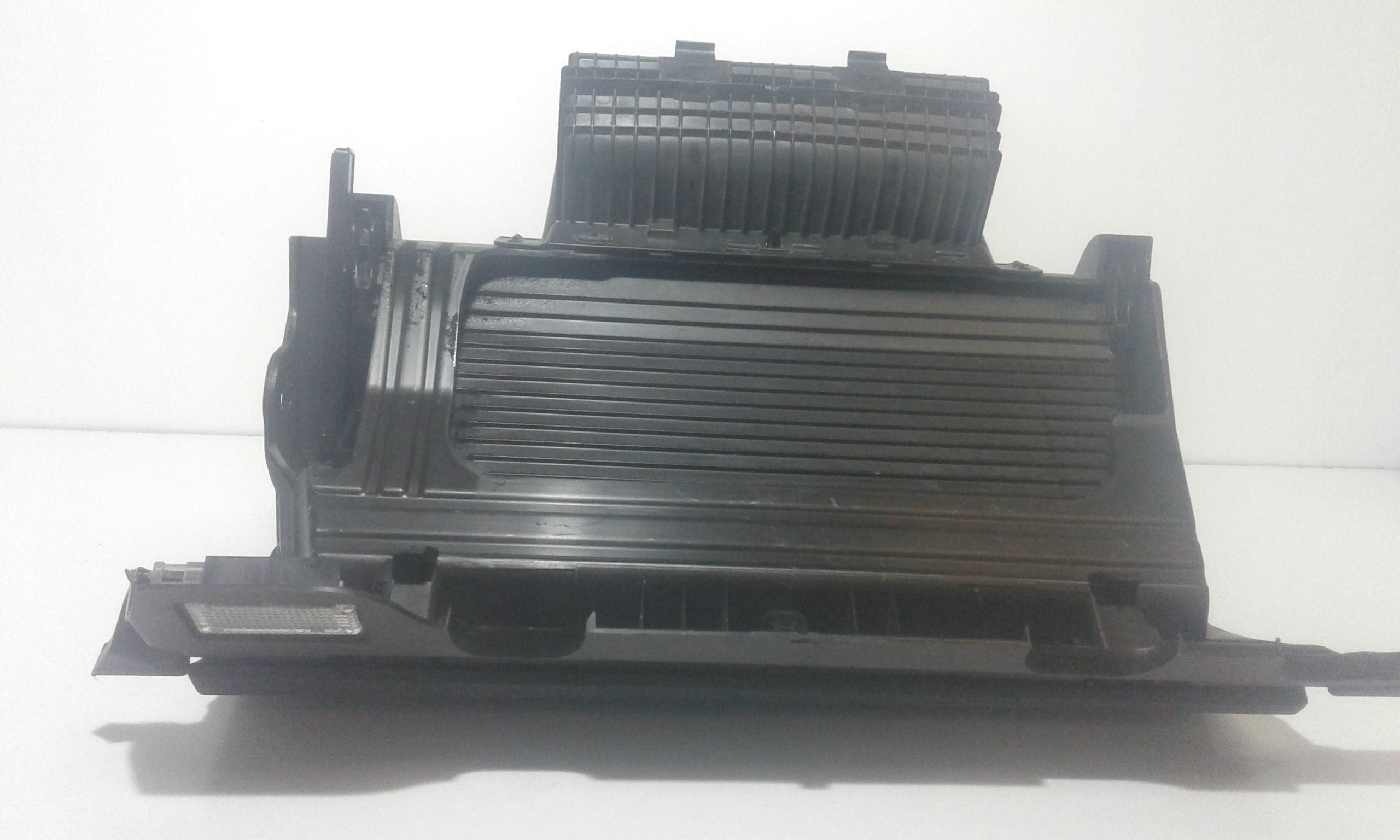 Cassetto porta oggetti VOLKSWAGEN Passat Variant 5 Serie