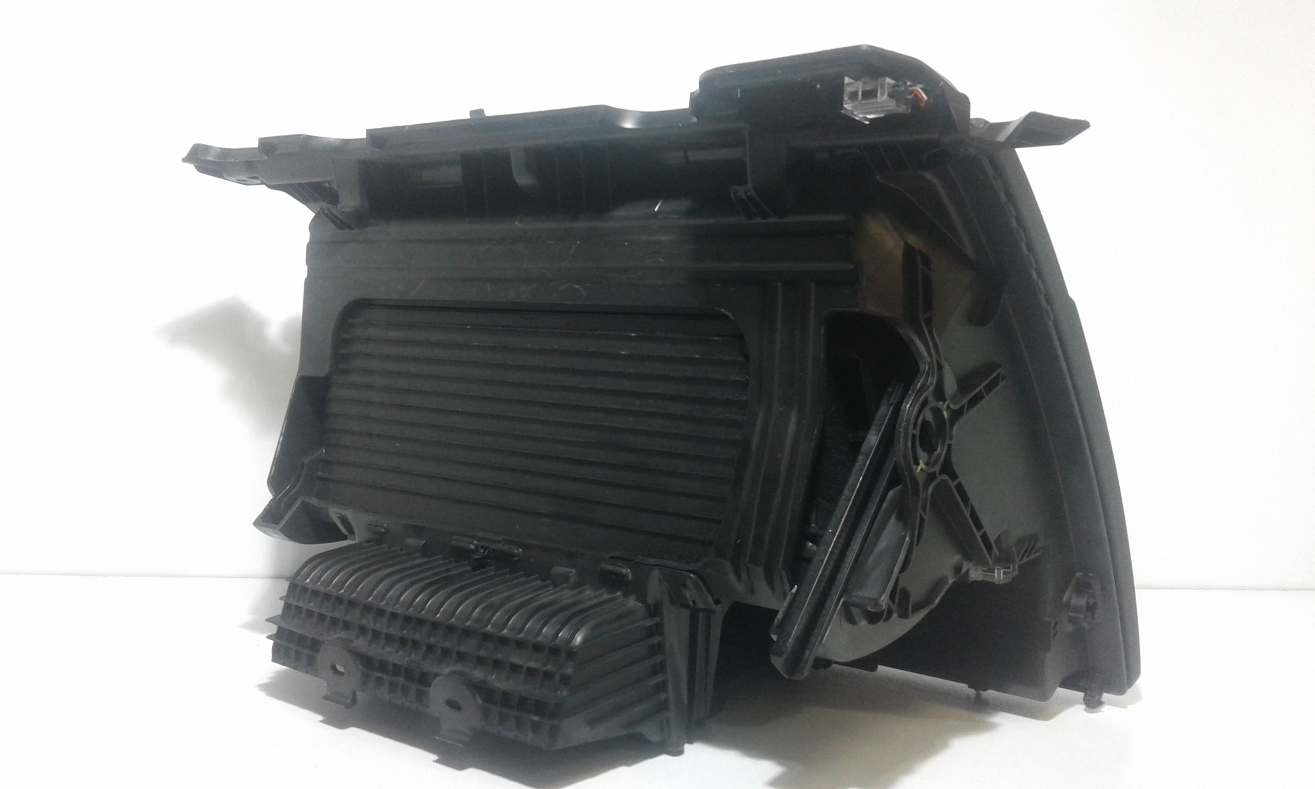 Cassetto porta oggetti VOLKSWAGEN Passat Variant 5 Serie