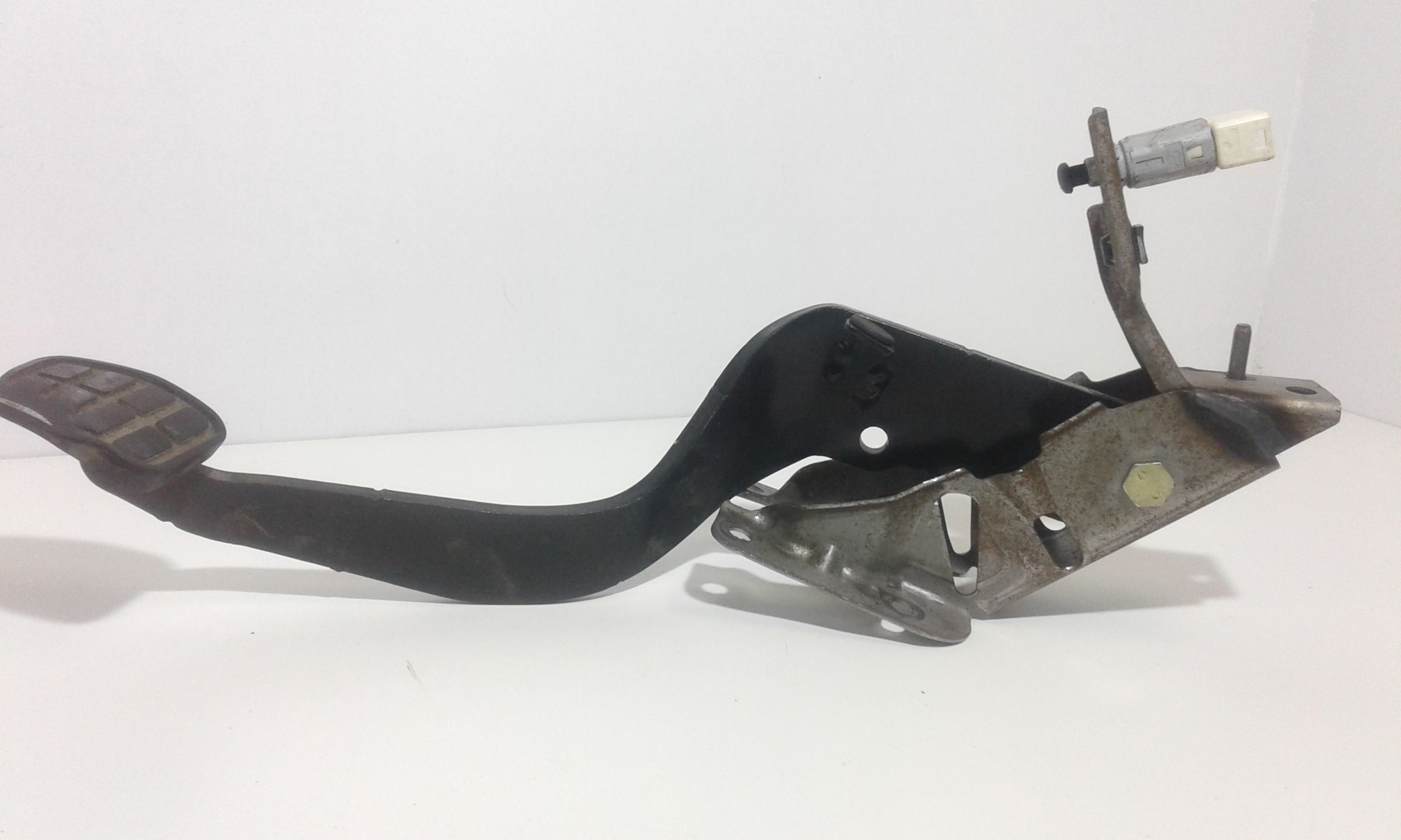 Pedale Freno MITSUBISHI Colt Cabrio