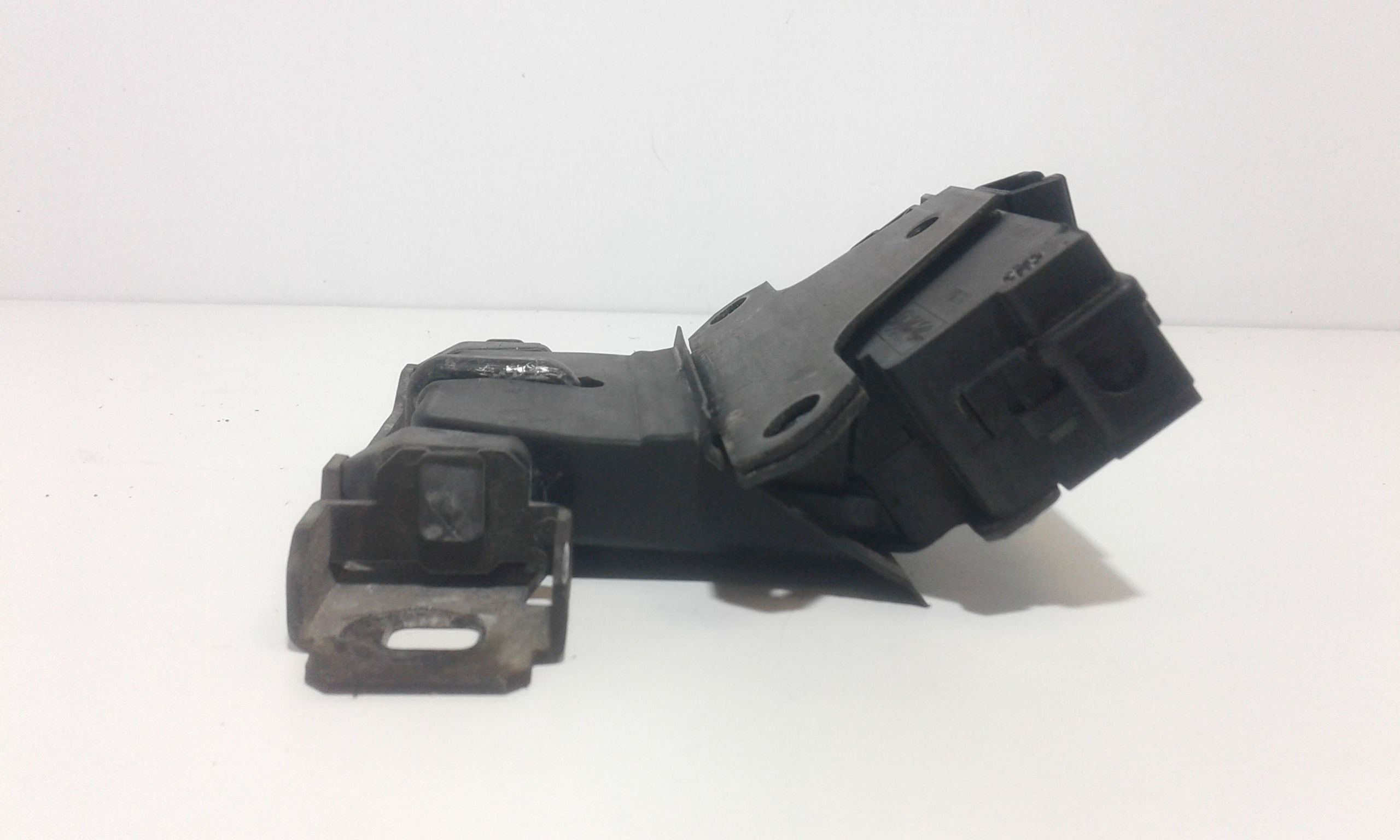 Serratura Cofano Posteriore FORD C - Max Serie