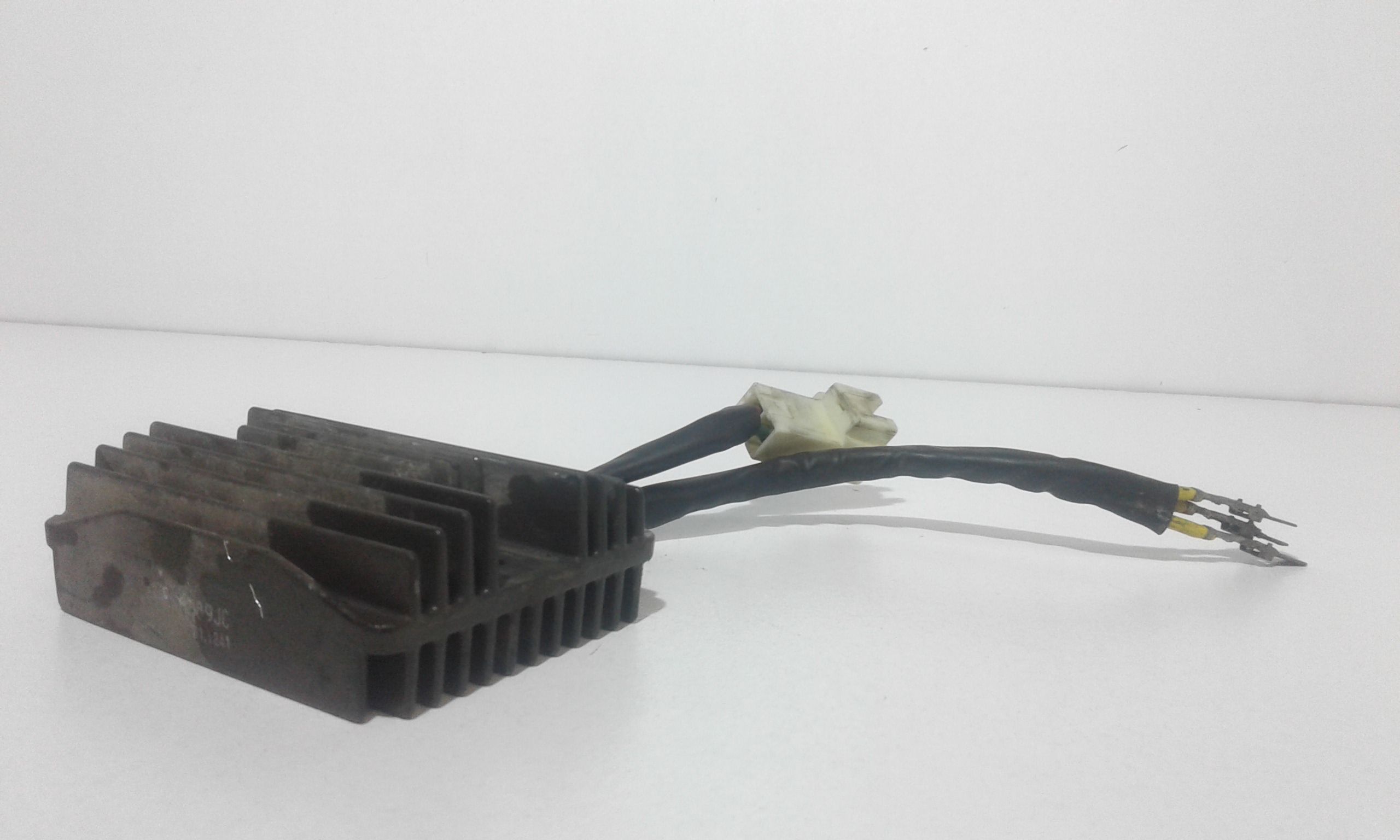 Regolatore tensione PIAGGIO MP 3 300 cc