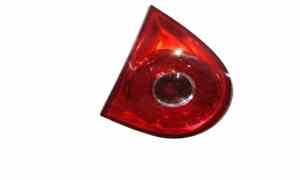 Stop Posteriore Sinistro Integrato nel Portello per Volkswagen Golf 5 Berlina (03>08) (2003 - 2008)