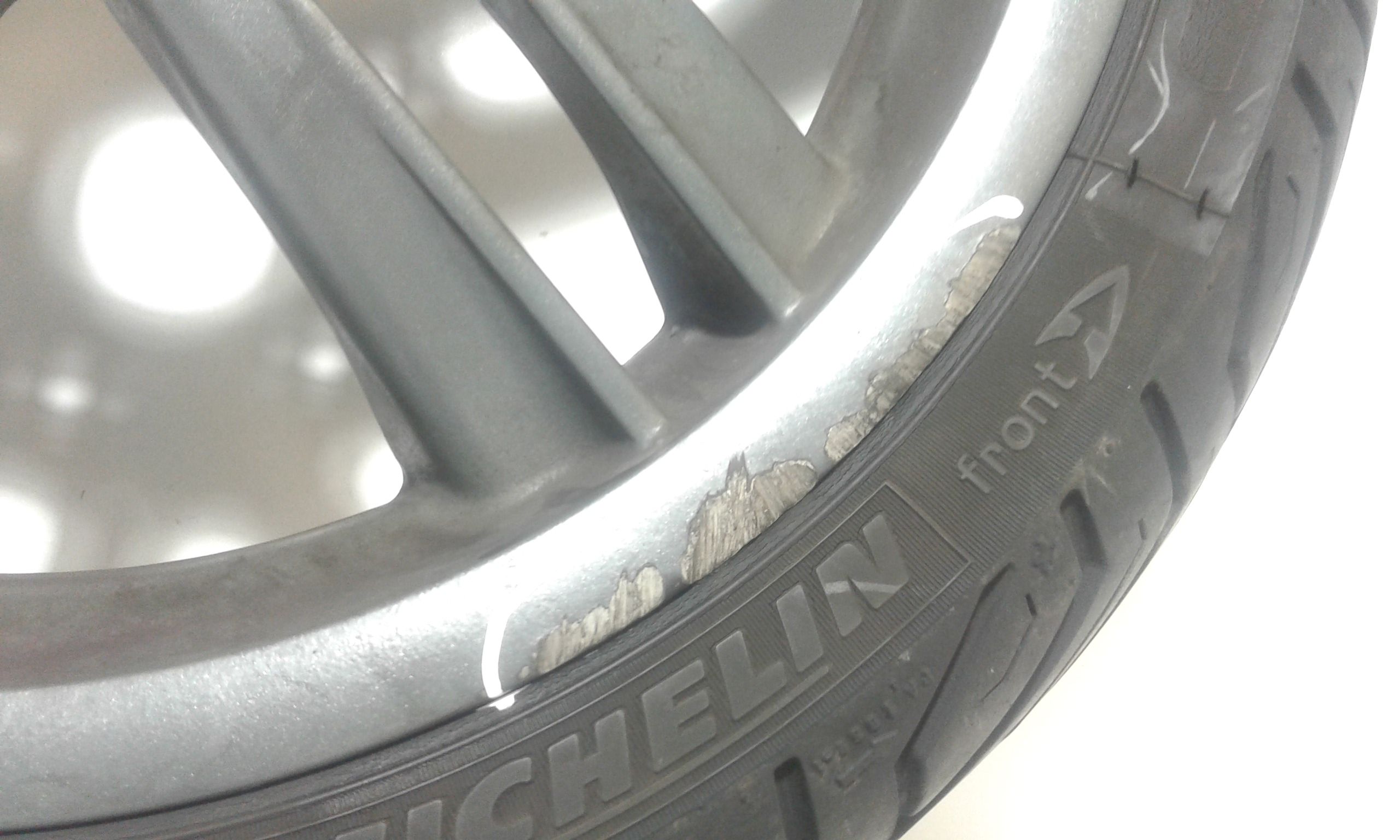 Ruota anteriore PIAGGIO MP 3 300 cc