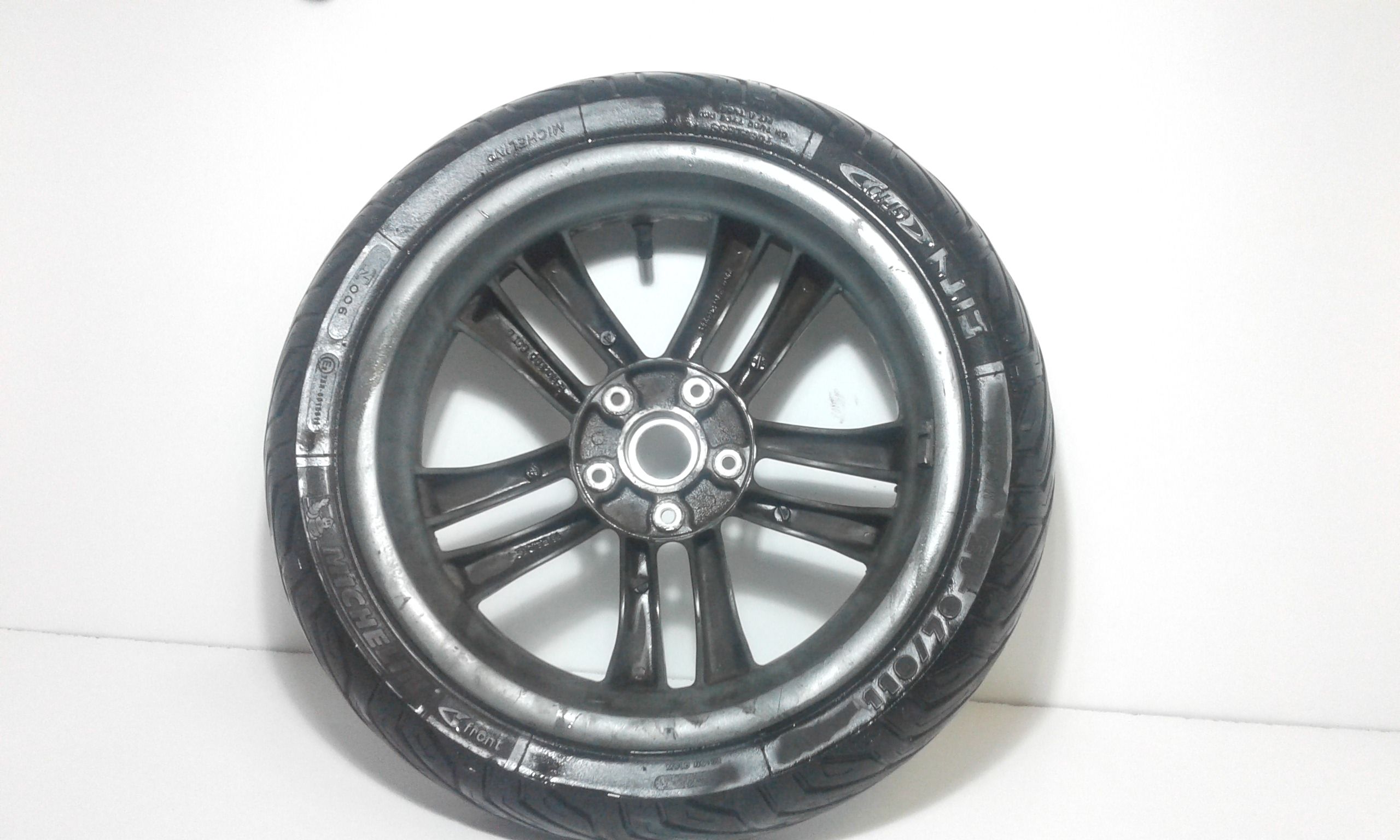 Ruota anteriore PIAGGIO MP 3 300 cc