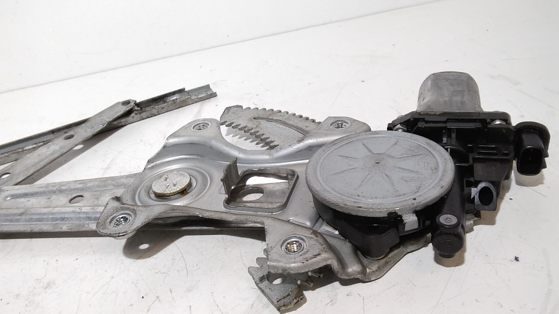 Cremagliera anteriore sinistra Guida DAIHATSU Sirion 1 Serie