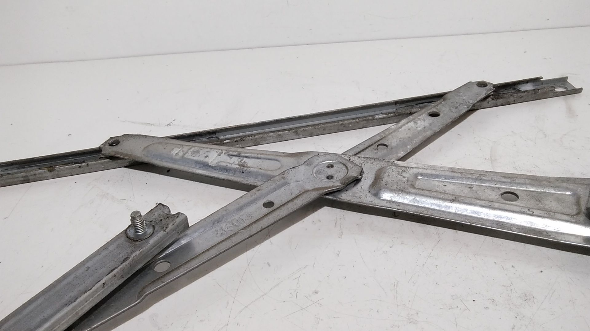 Cremagliera anteriore sinistra Guida DAIHATSU Sirion 1 Serie