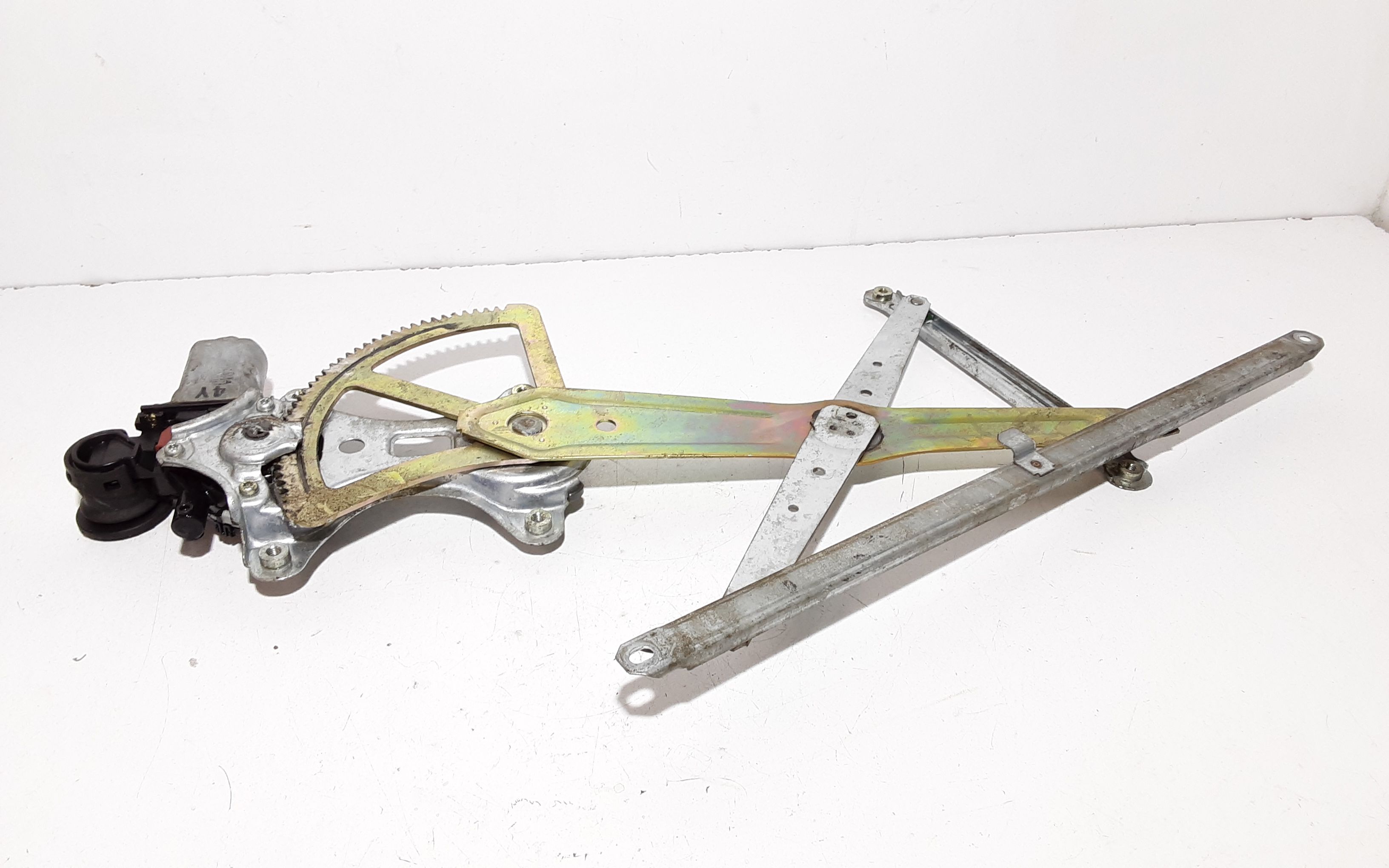 Cremagliera anteriore sinistra Guida TOYOTA Corolla Berlina 2 Serie