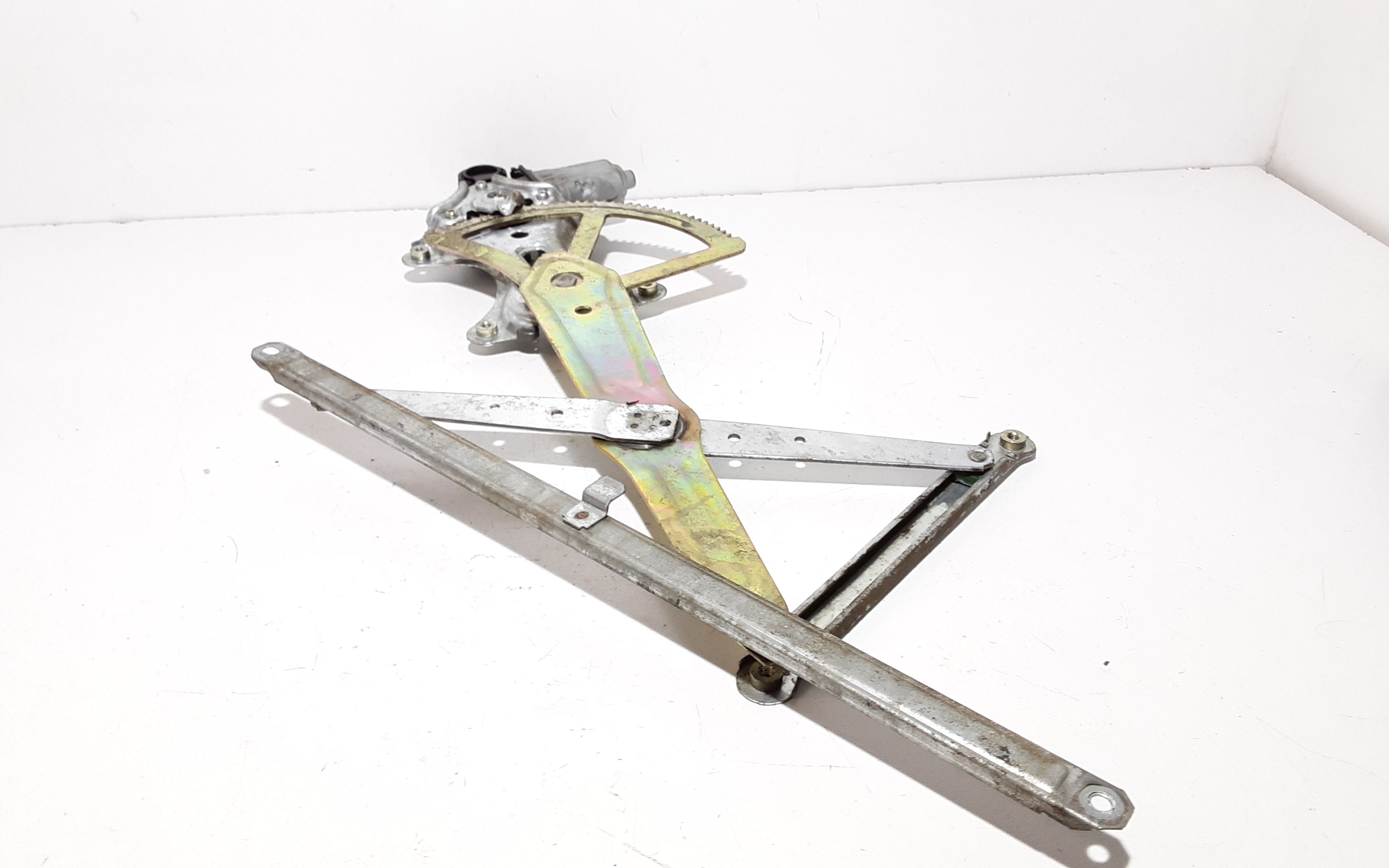 Cremagliera anteriore sinistra Guida TOYOTA Corolla Berlina 2 Serie