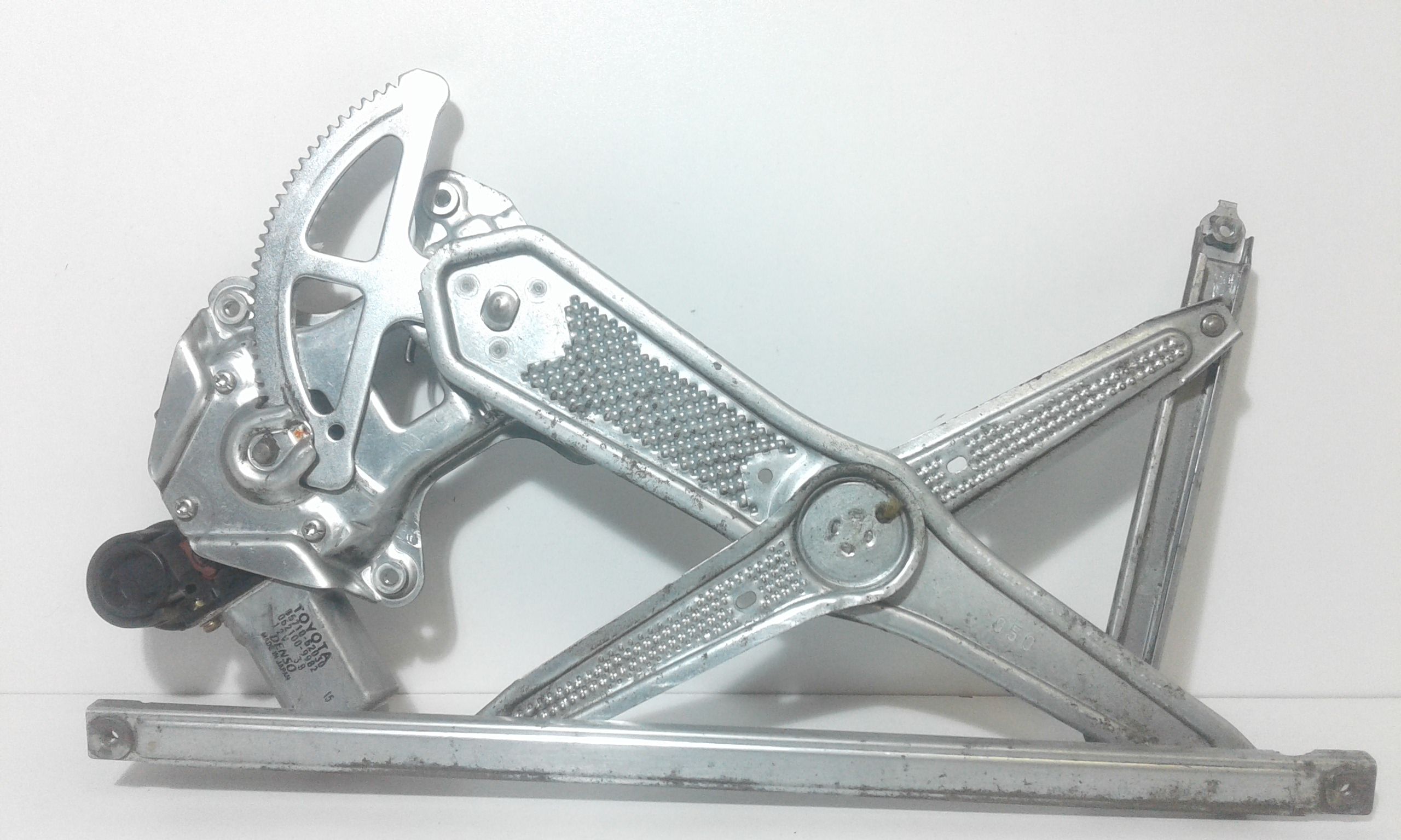 Cremagliera anteriore destra passeggero TOYOTA Yaris 1 Serie