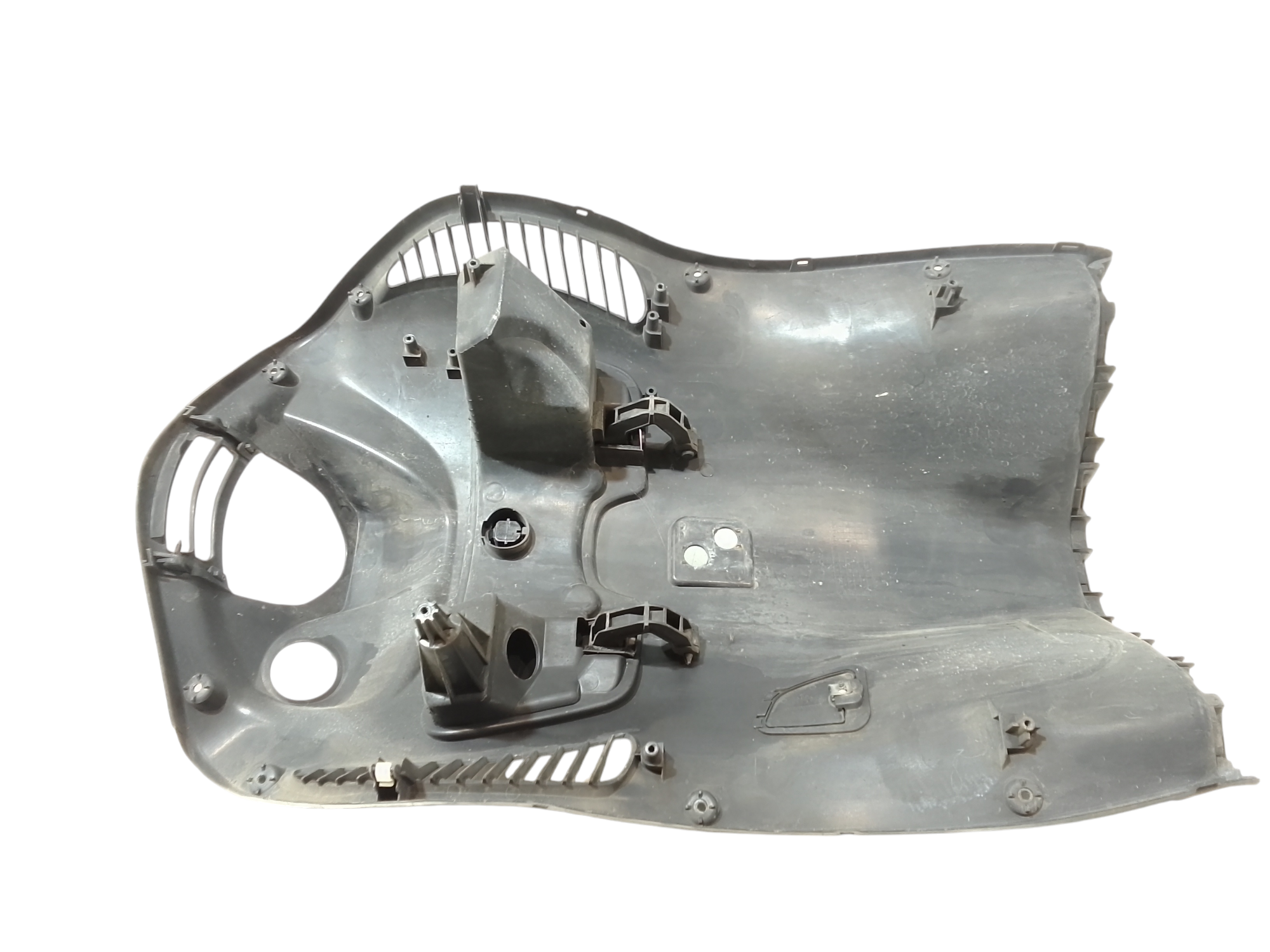 Retroscudo per Suzuki Sixteen 150cc (07>14) (2007 - 2014)