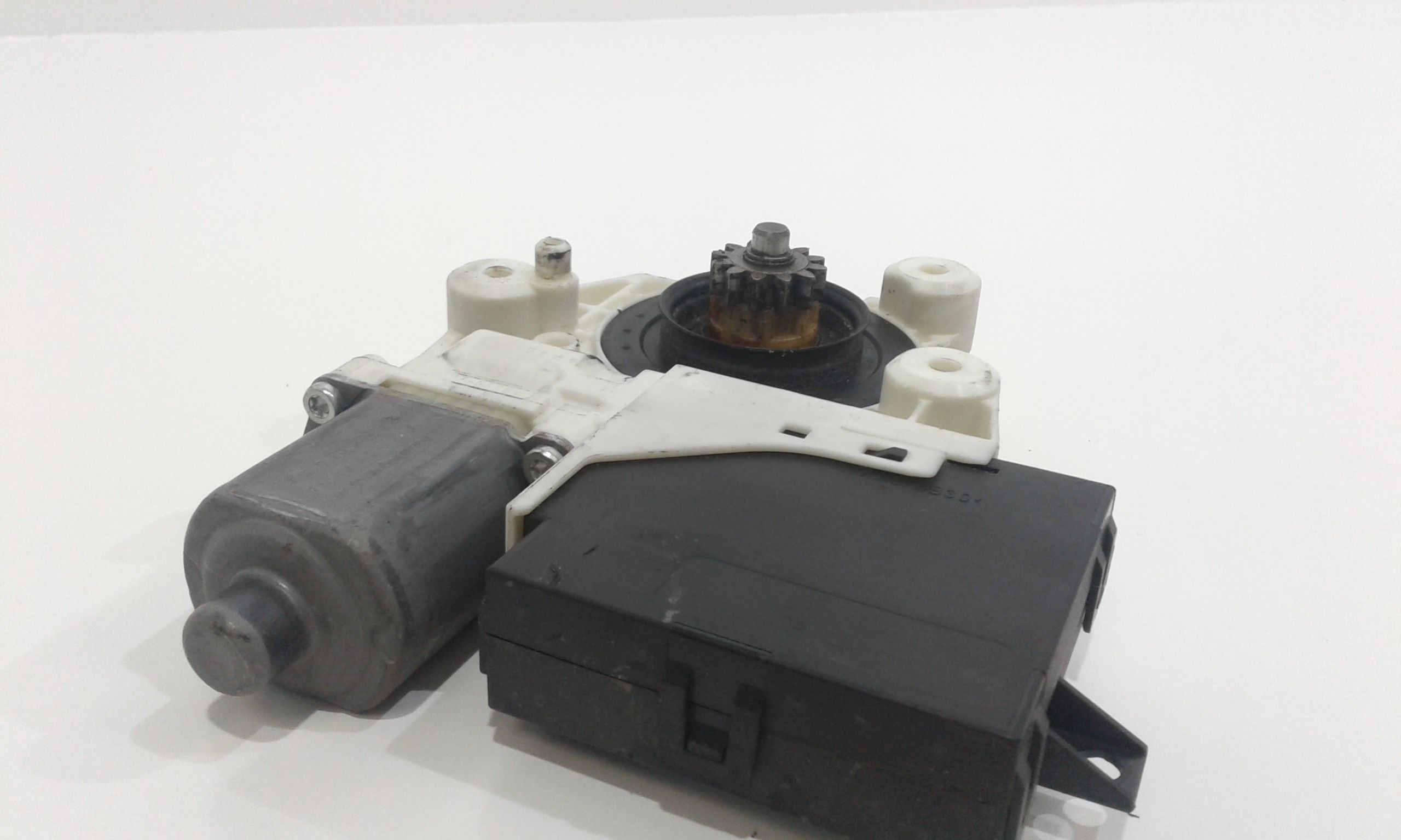 Motorino Alzavetro posteriore destra FORD Focus S. Wagon 3 Serie