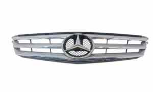 Griglia Anteriore per Mercedes Classe C Berlina W204 2 Serie (2011 - In produzione)