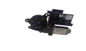 Motorino Alzavetro anteriore Sinistro per Volkswagen Polo 4 Serie (2001 - 2009)