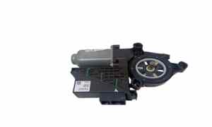 Motorino Alzavetro anteriore destra per Volkswagen Polo 4 Serie (2001 - 2009)