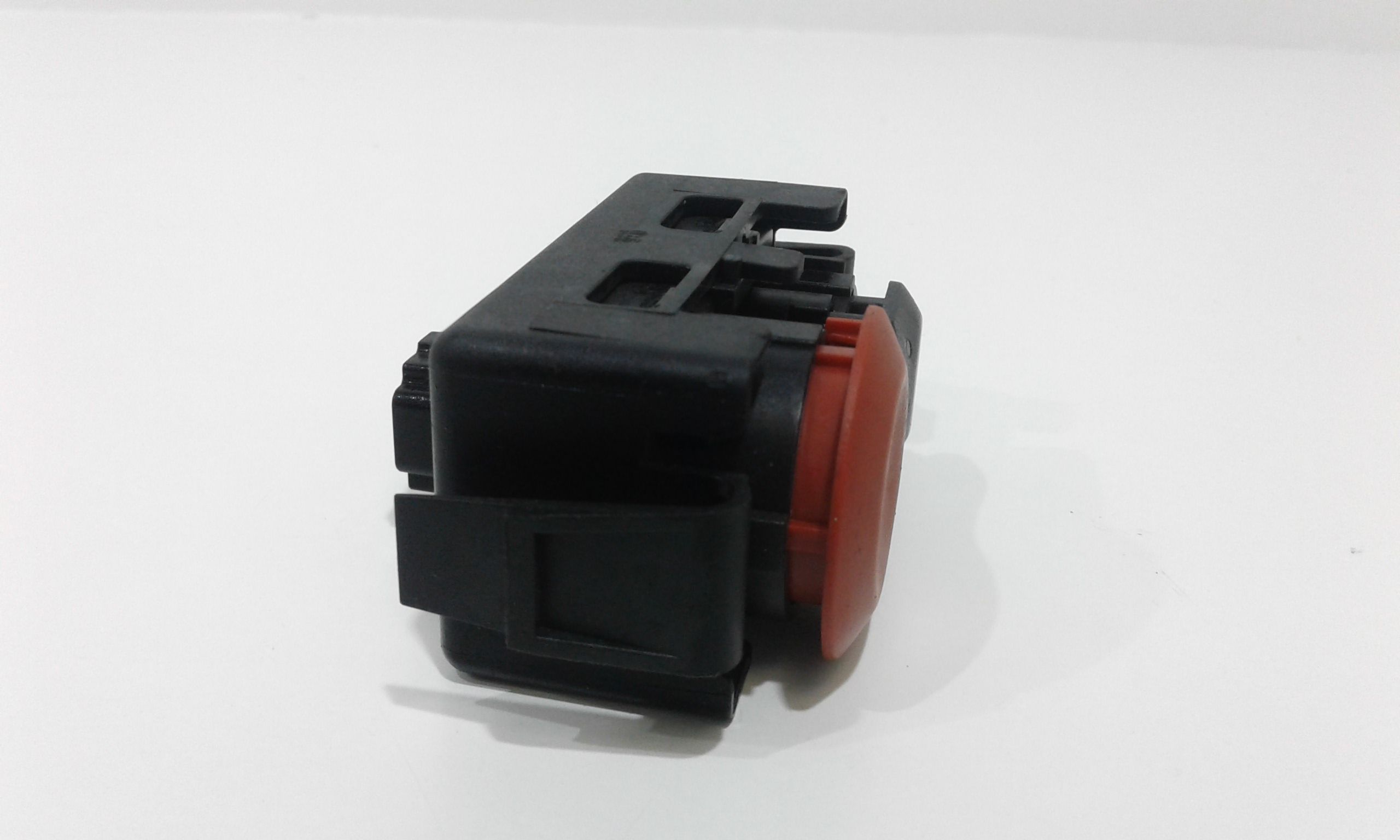 Pulsante luci di emergenza RENAULT Clio Serie