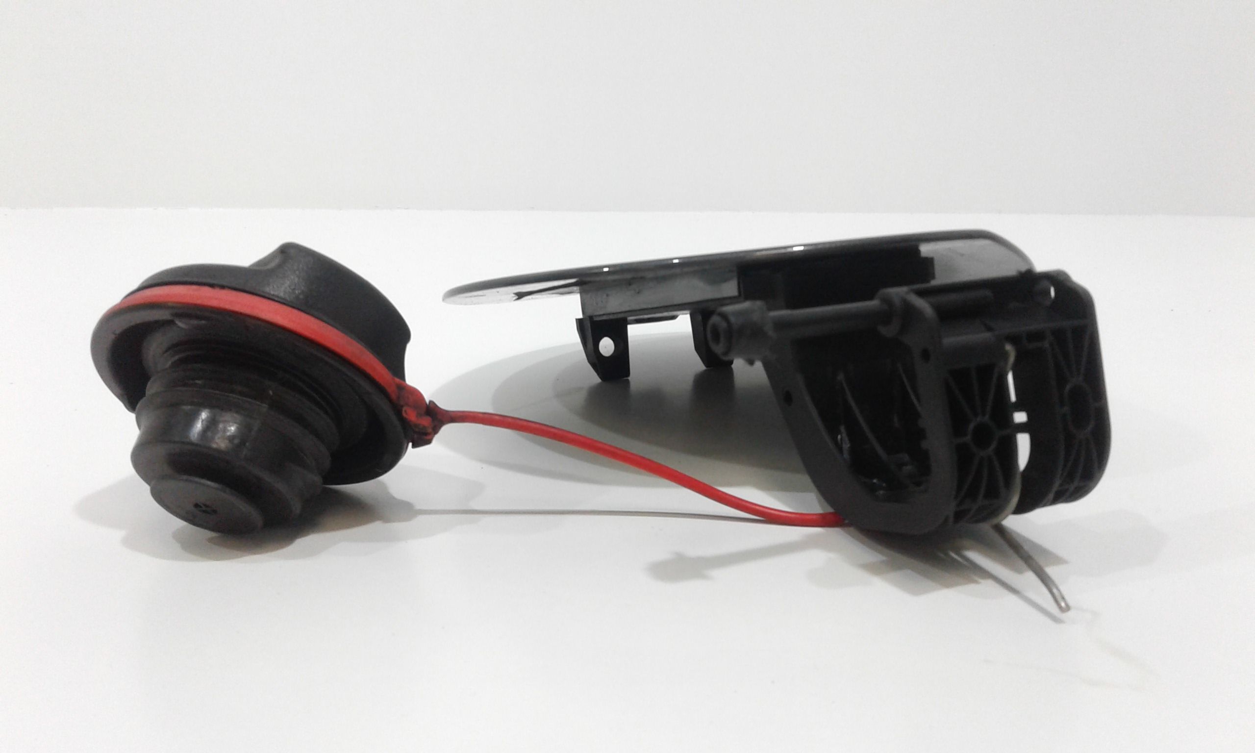 Sportellino Carburante OPEL Astra J S. Wagon