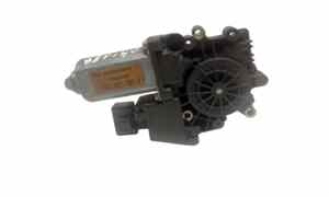 Motorino Alzavetro anteriore Sinistro per Audi A4 Berlina (b5) (94>99) (1994 - 1999)