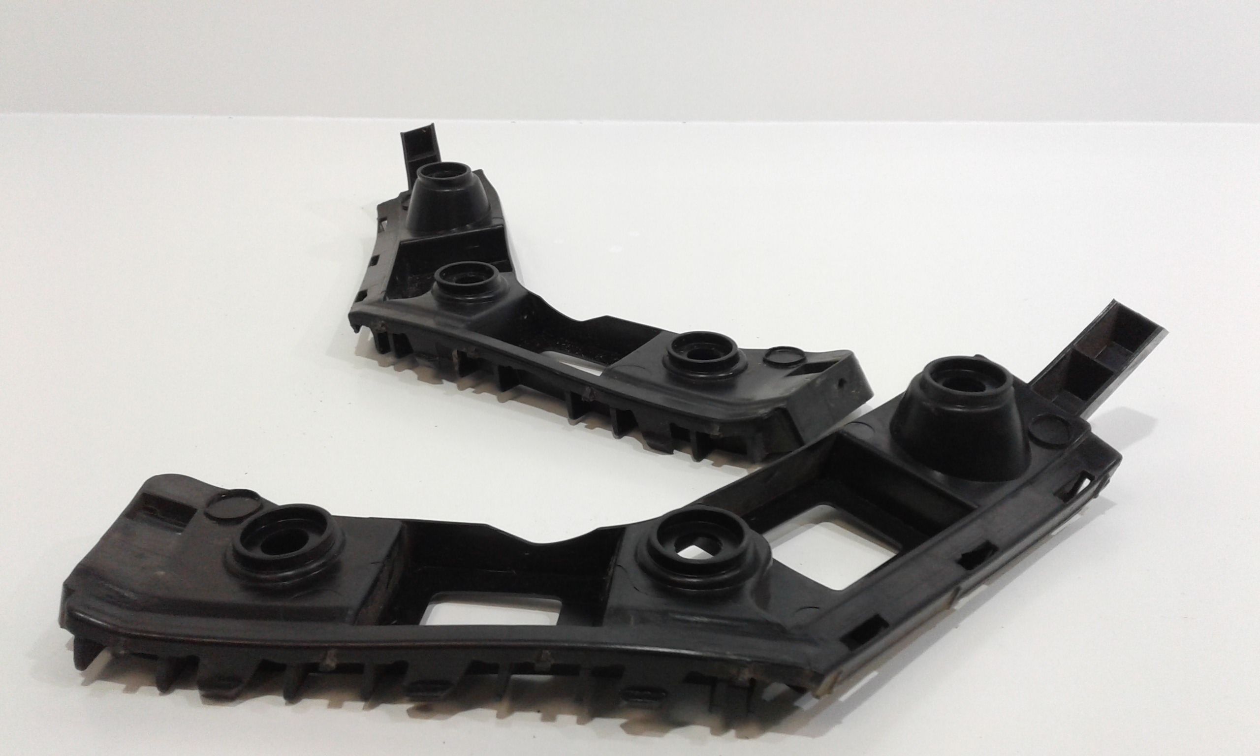 Staffe paraurti posteriore DX e SX VOLKSWAGEN Golf 7 Berlina