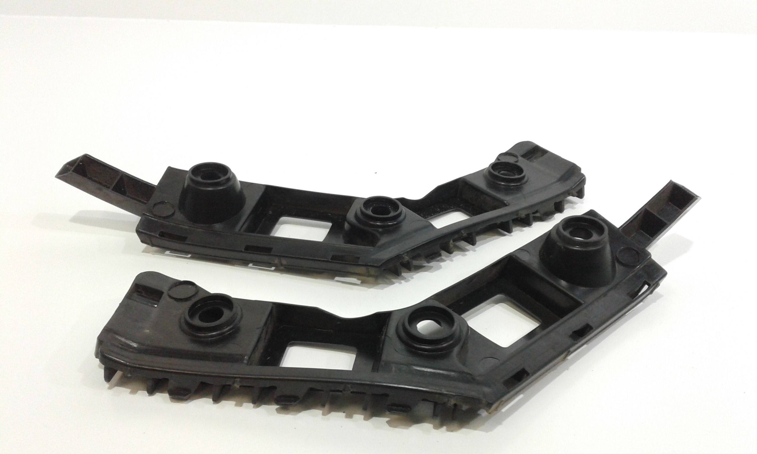 Staffe paraurti posteriore DX e SX VOLKSWAGEN Golf 7 Berlina