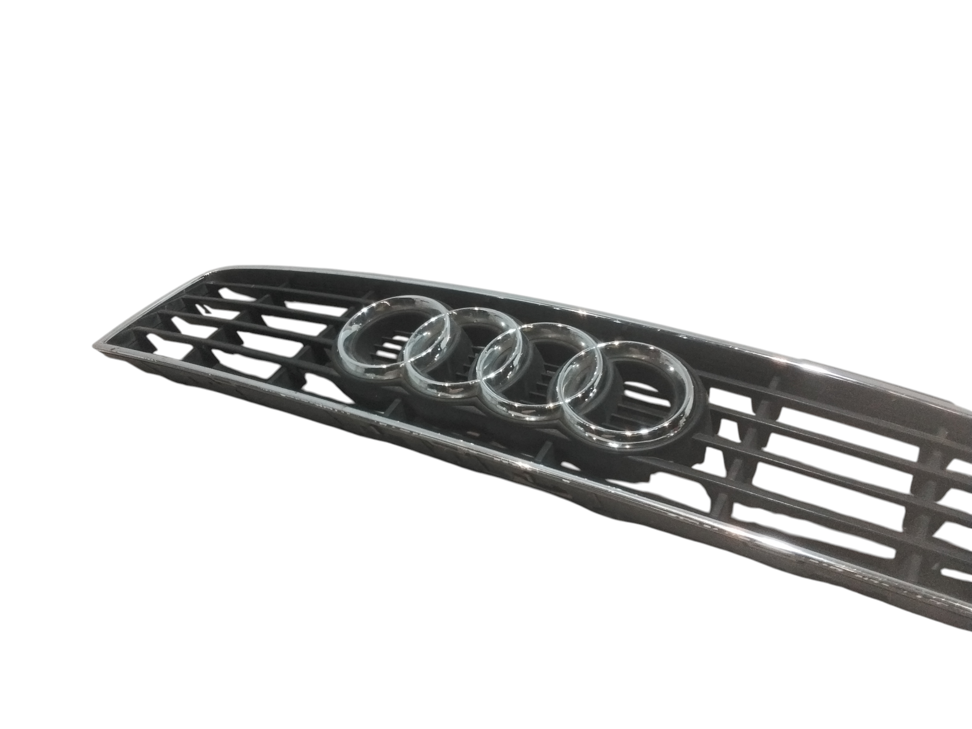 Mascherina anteriore per Audi A3 Serie (8p1) (03>05) (2003 - 2005)