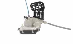 Serratura Anteriore Destra per Mercedes Gla Serie (2013 - In produzione)