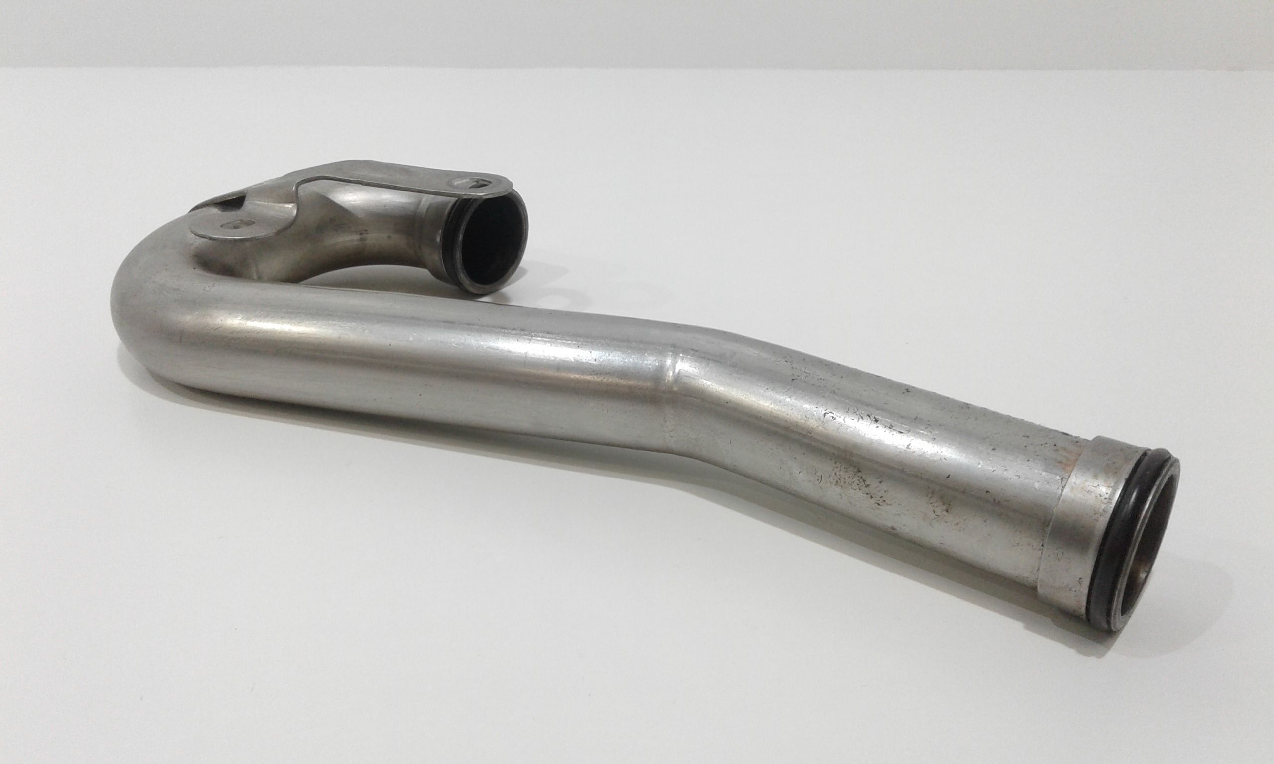 Tubo valvola EGR RENAULT Megane ll 1 Serie