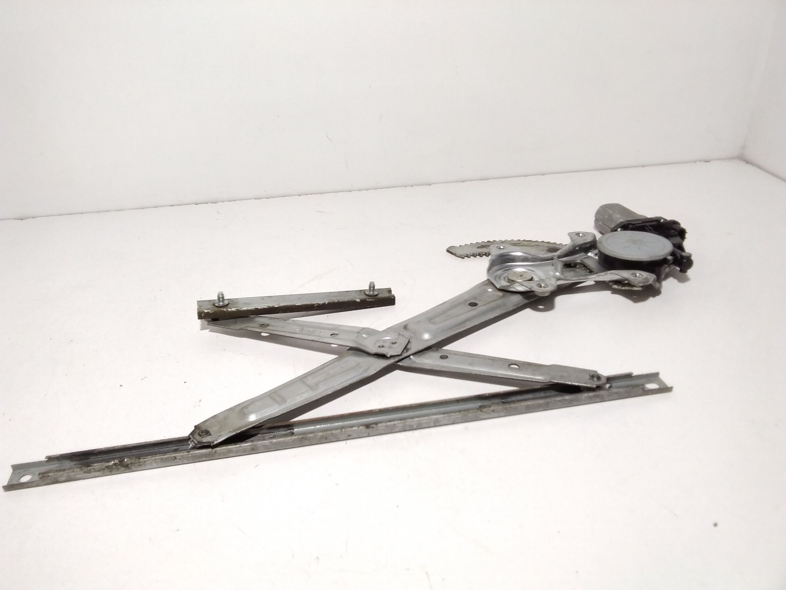 Cremagliera anteriore sinistra Guida DAIHATSU Sirion 2 Serie