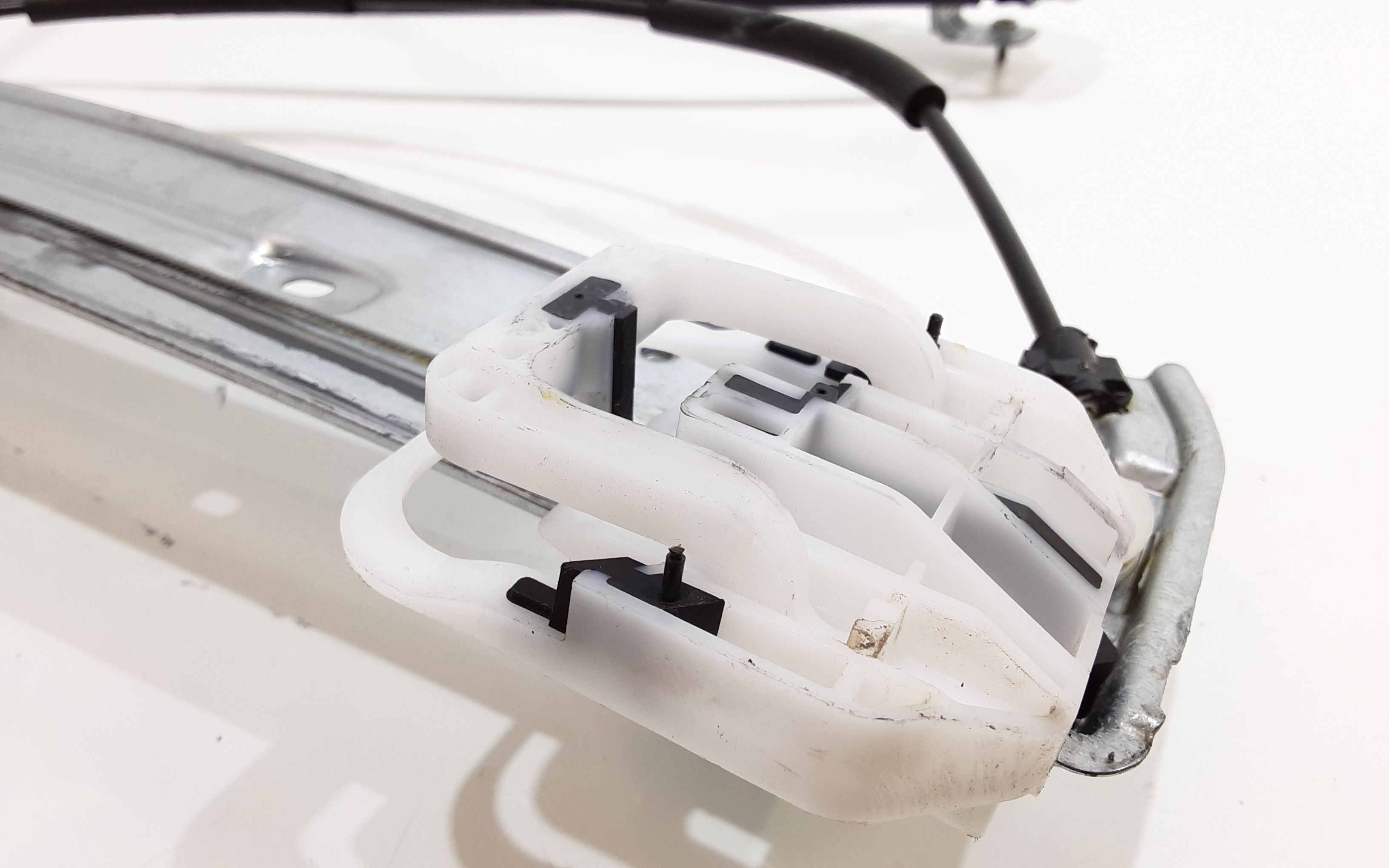 Cremagliera anteriore sinistra Guida FORD Kuga Serie (16>)