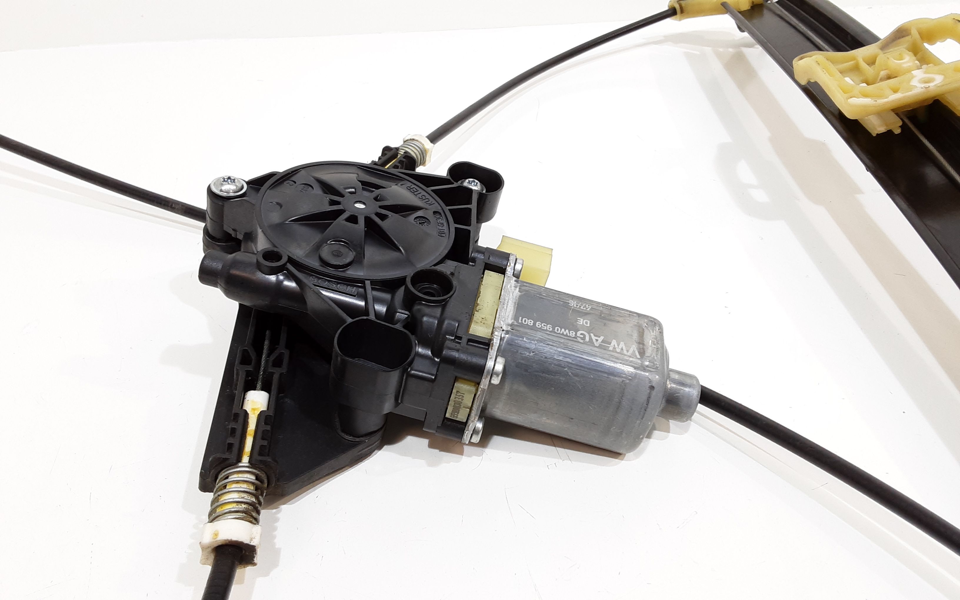 Cremagliera anteriore sinistra Guida AUDI A4 Avant (8W5)