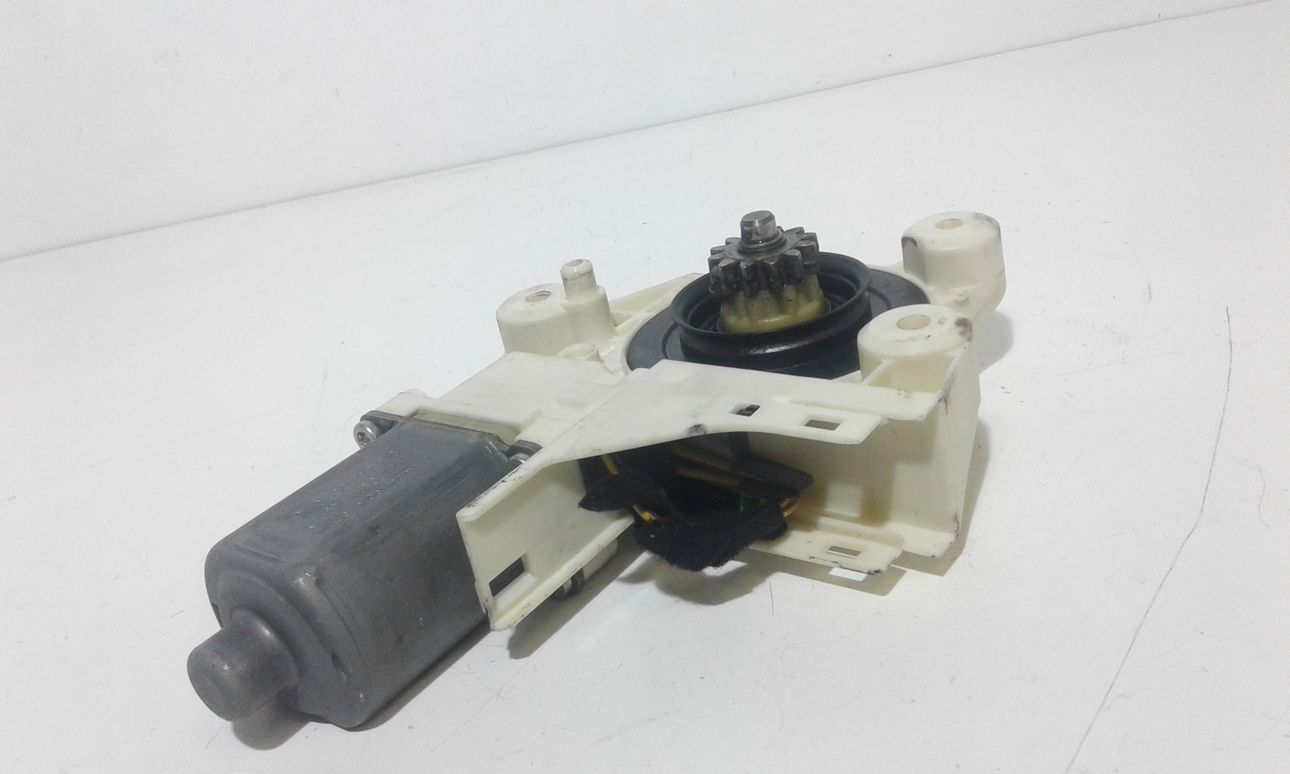 Motorino Alzavetro anteriore destra FORD Focus Berlina 3 Serie