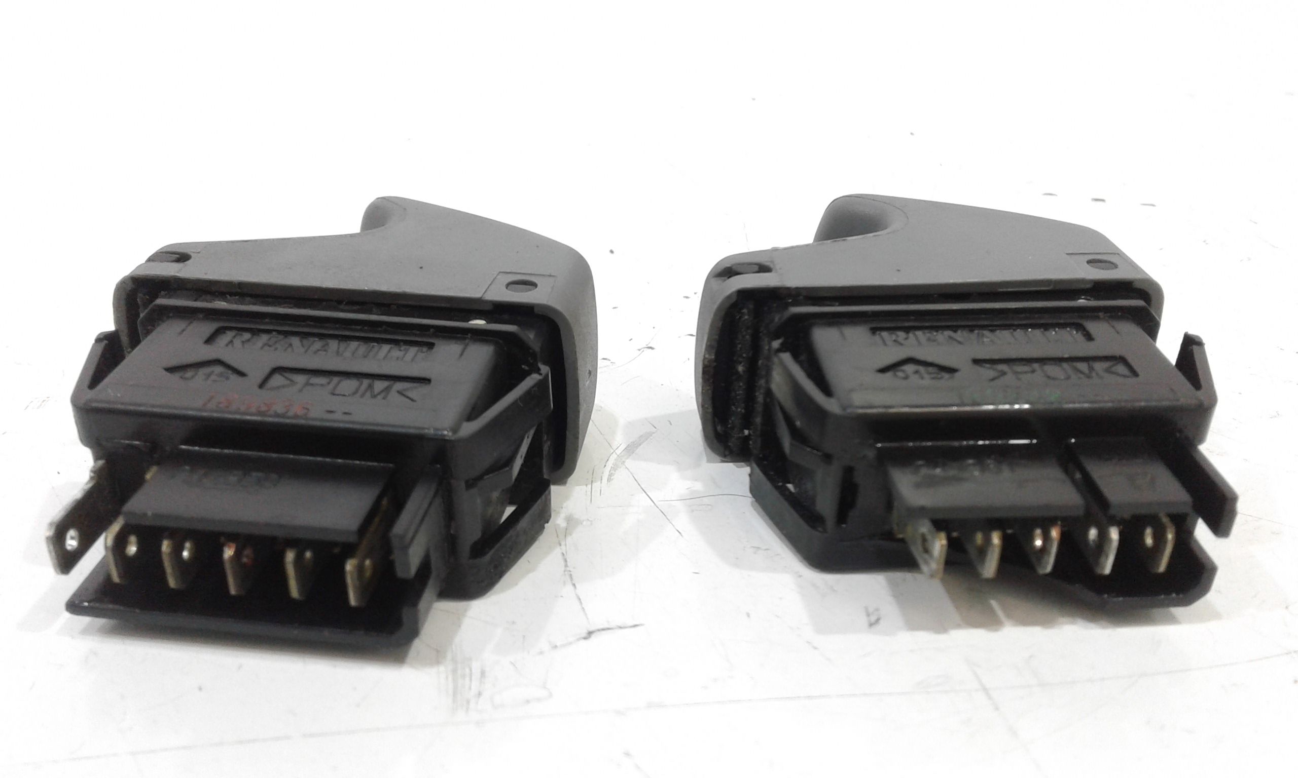 Pulsantiera Anteriore Sinistra Guida RENAULT Scenic Serie (99>03)