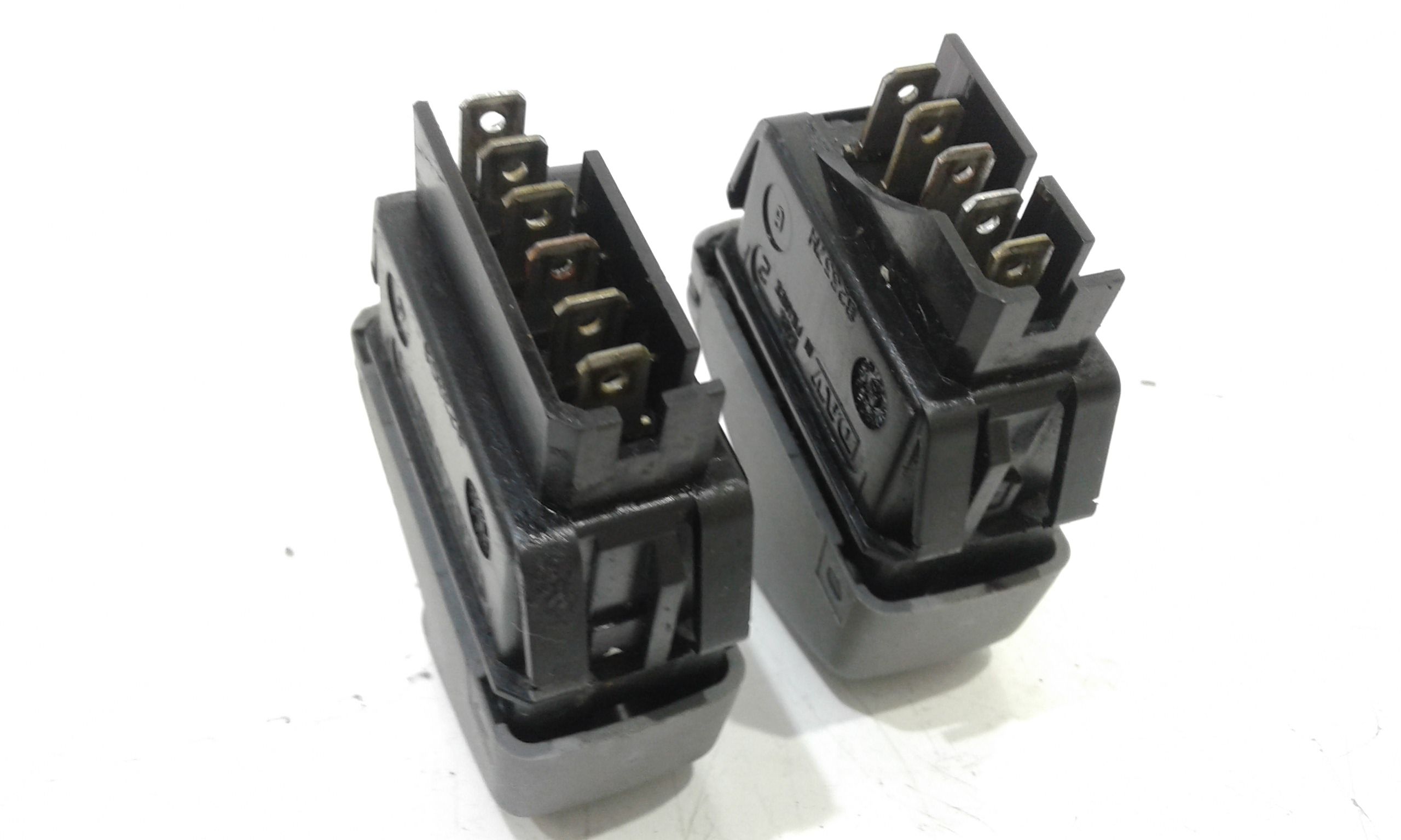 Pulsantiera Anteriore Sinistra Guida RENAULT Scenic Serie (99>03)