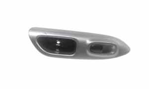 Pulsantiera Posteriore Destra per Nissan Juke 1 Serie (2010 - 2013)