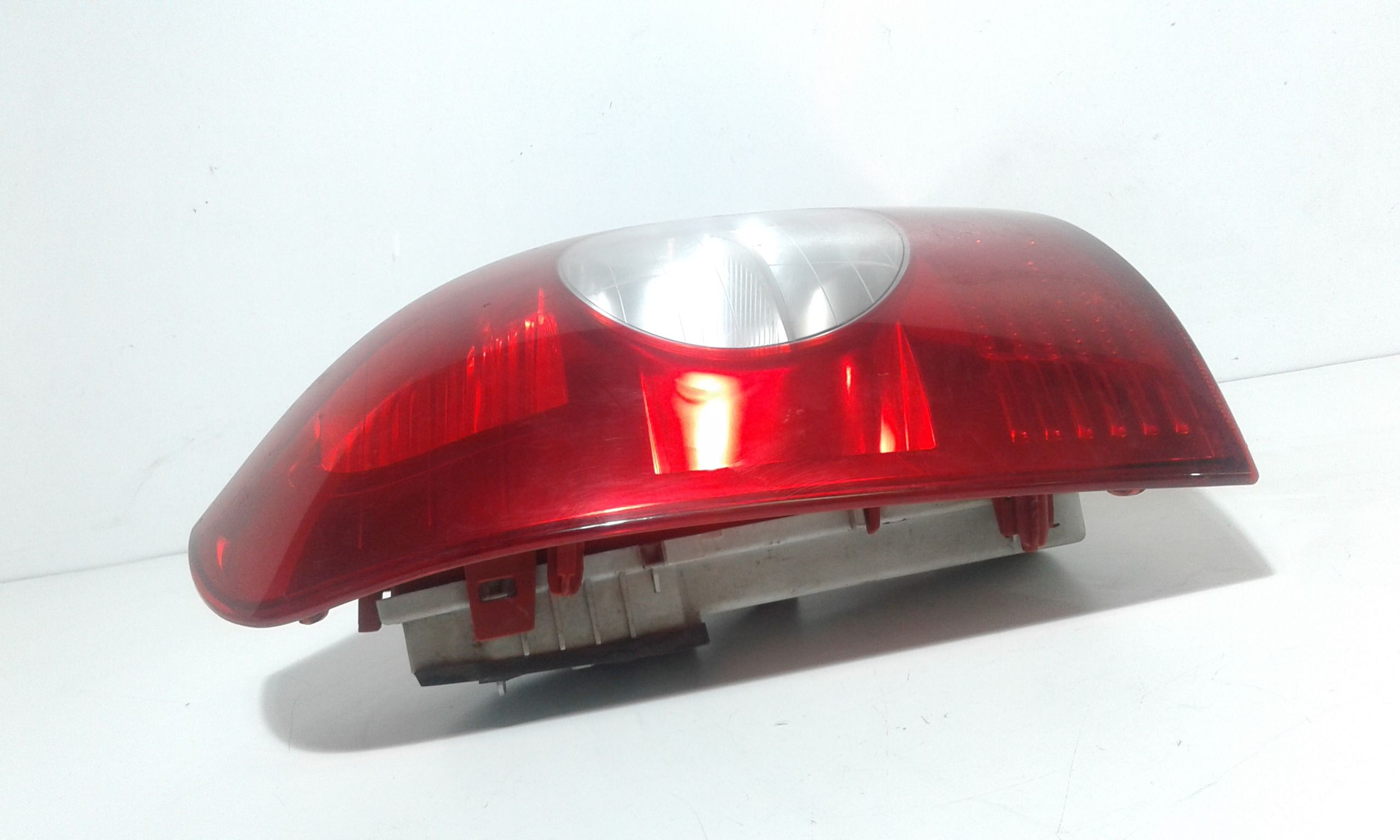 Stop fanale Posteriore sinistro lato Guida RENAULT Clio Serie (01>05)